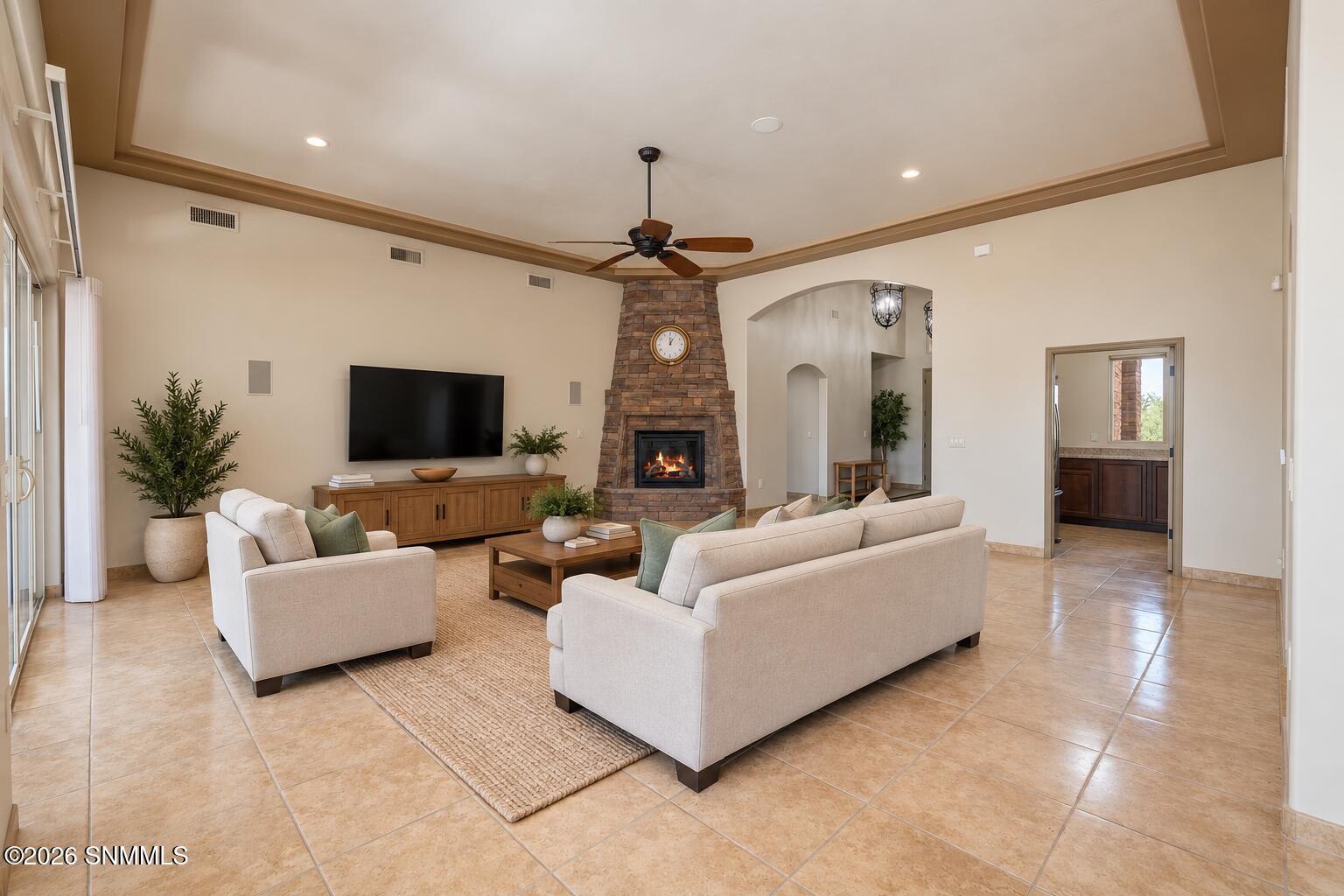 5667 Calle De Paradise Property Photo 13
