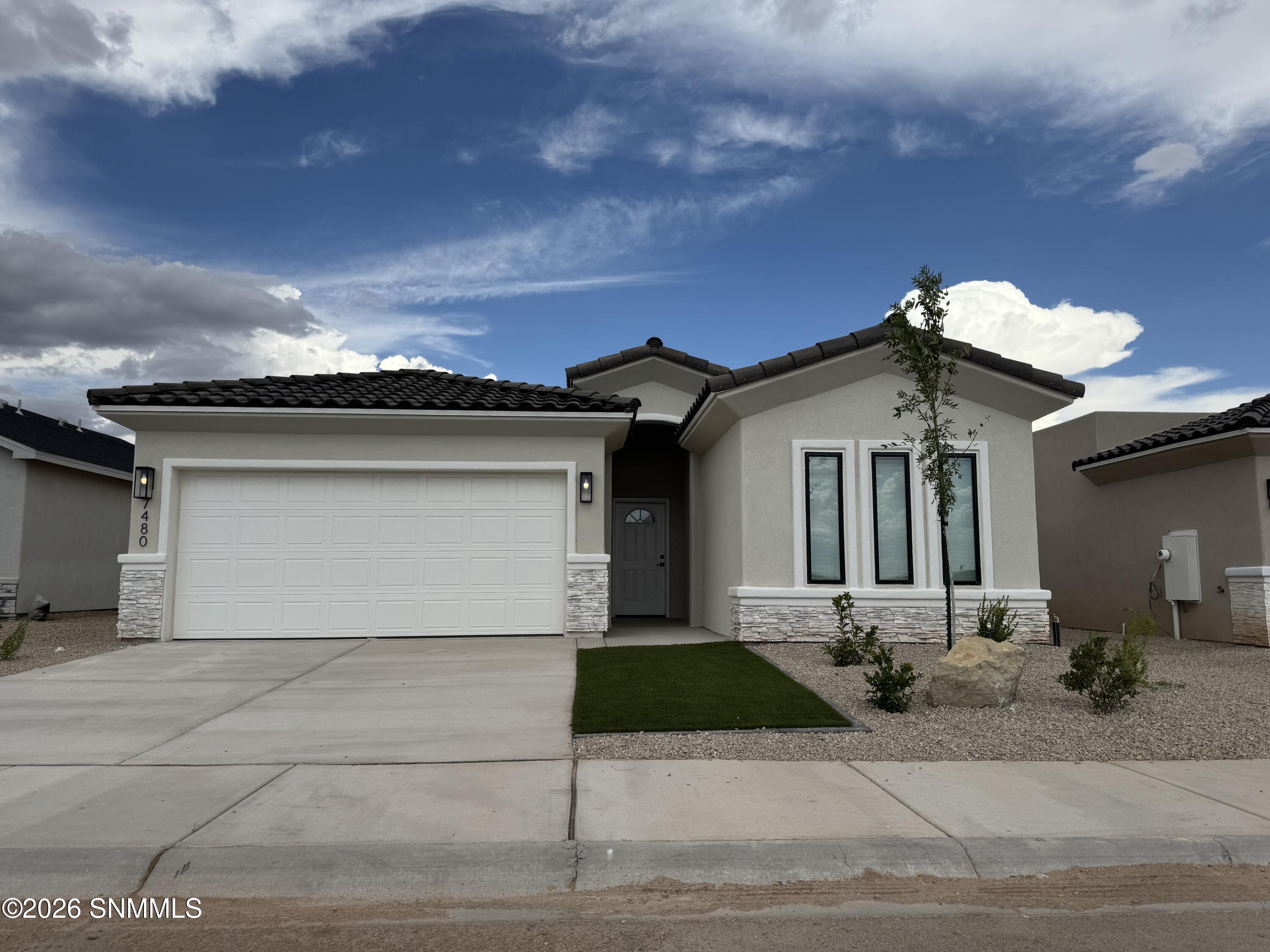 7480 Eagle Vista Street Property Photo 2