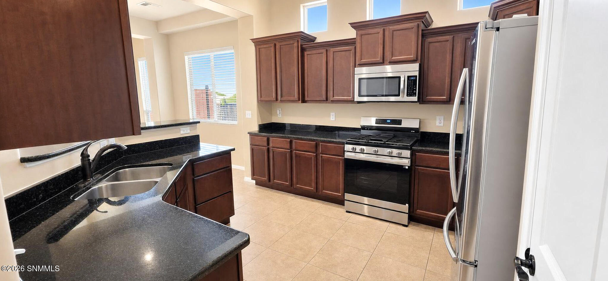 3914 Sombra Morada Road Property Photo 8