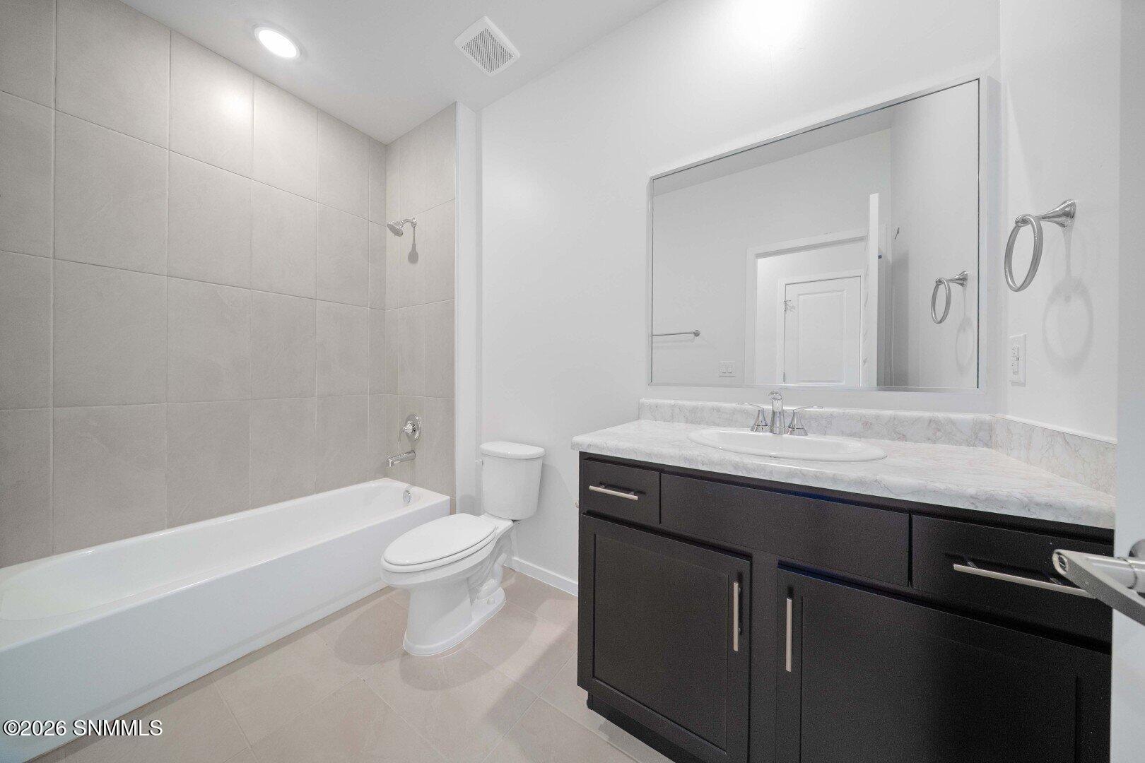 7532 Sierra Este Place Property Photo 12