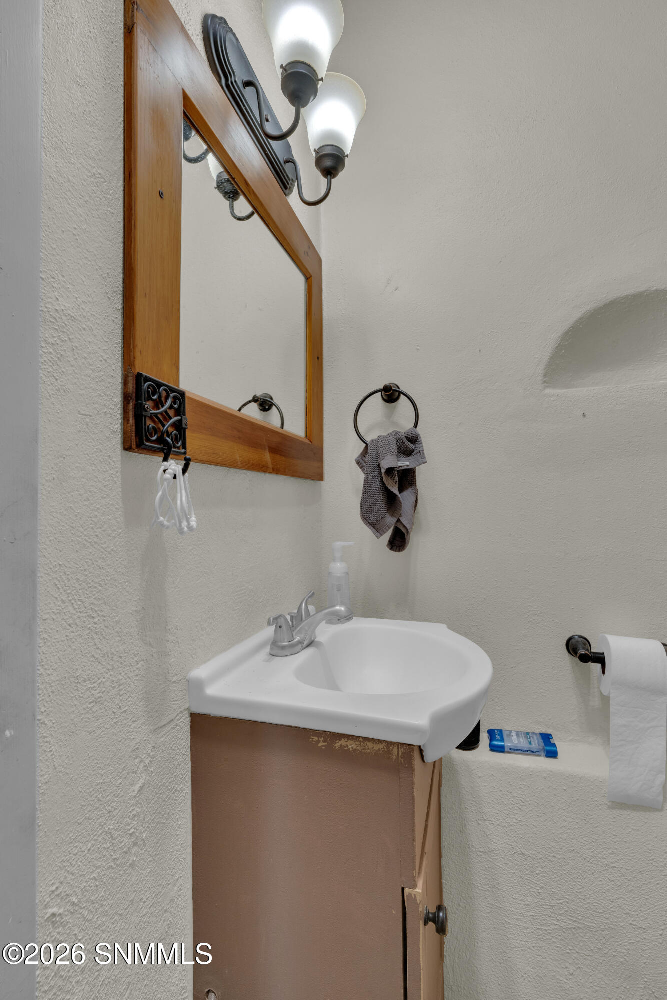1901 W Brown Road Property Photo 8