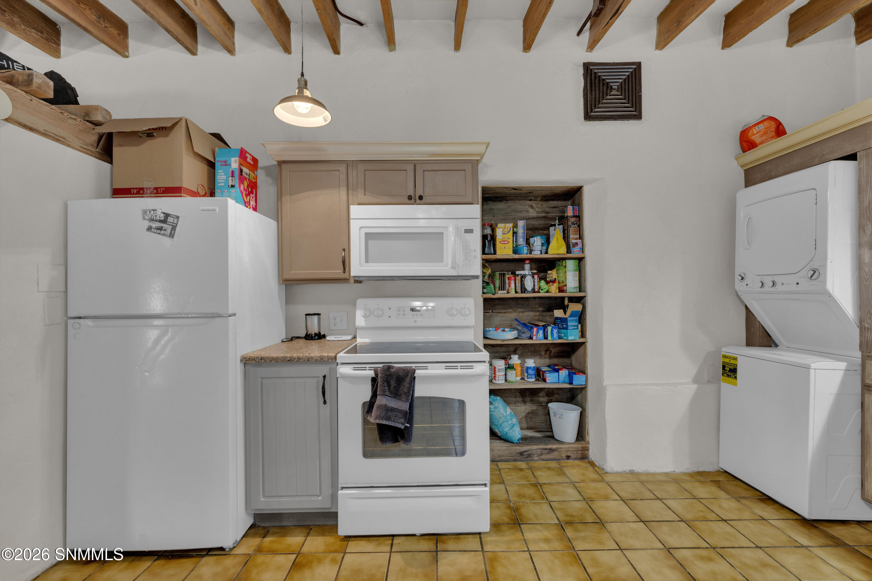 1901 W Brown Road Property Photo 9