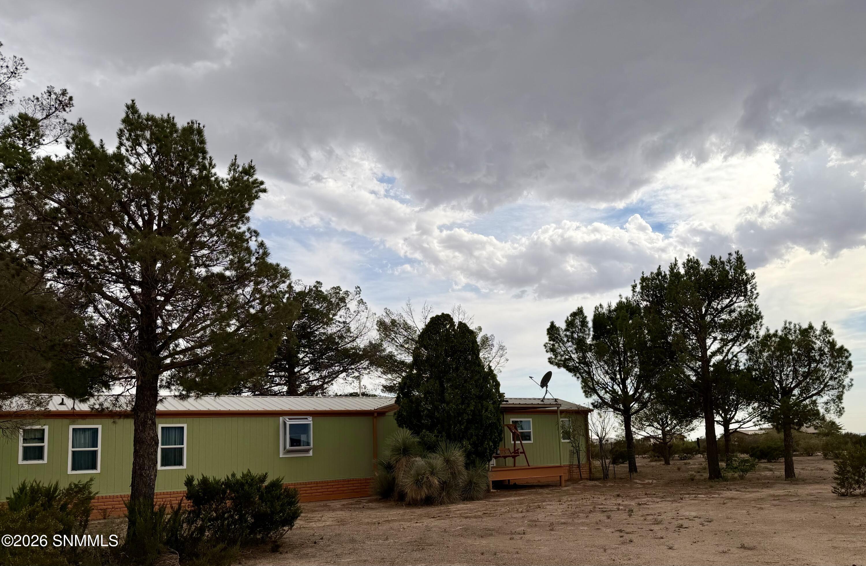 2 Arapaho Road Property Photo 2