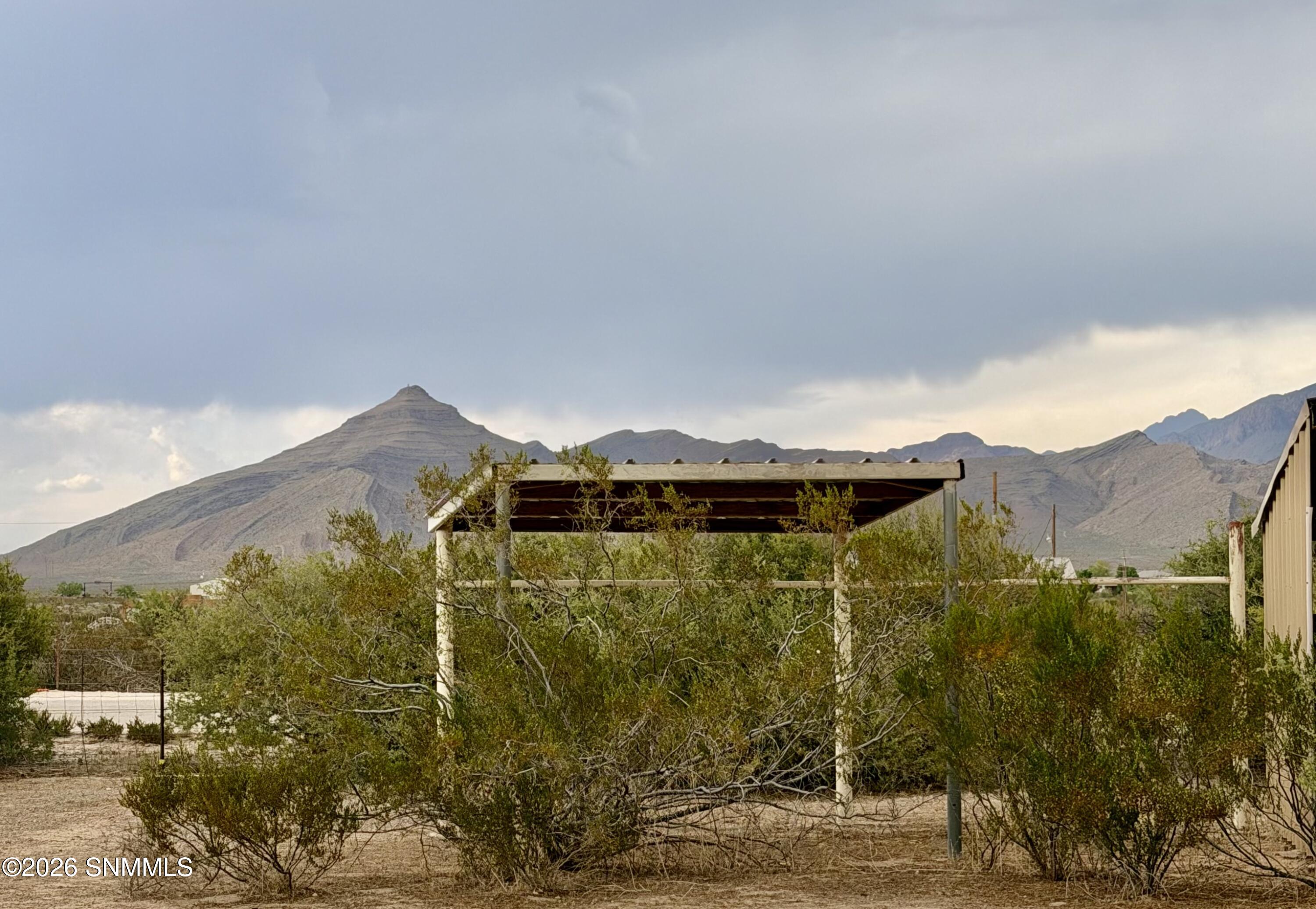 2 Arapaho Road Property Photo 8