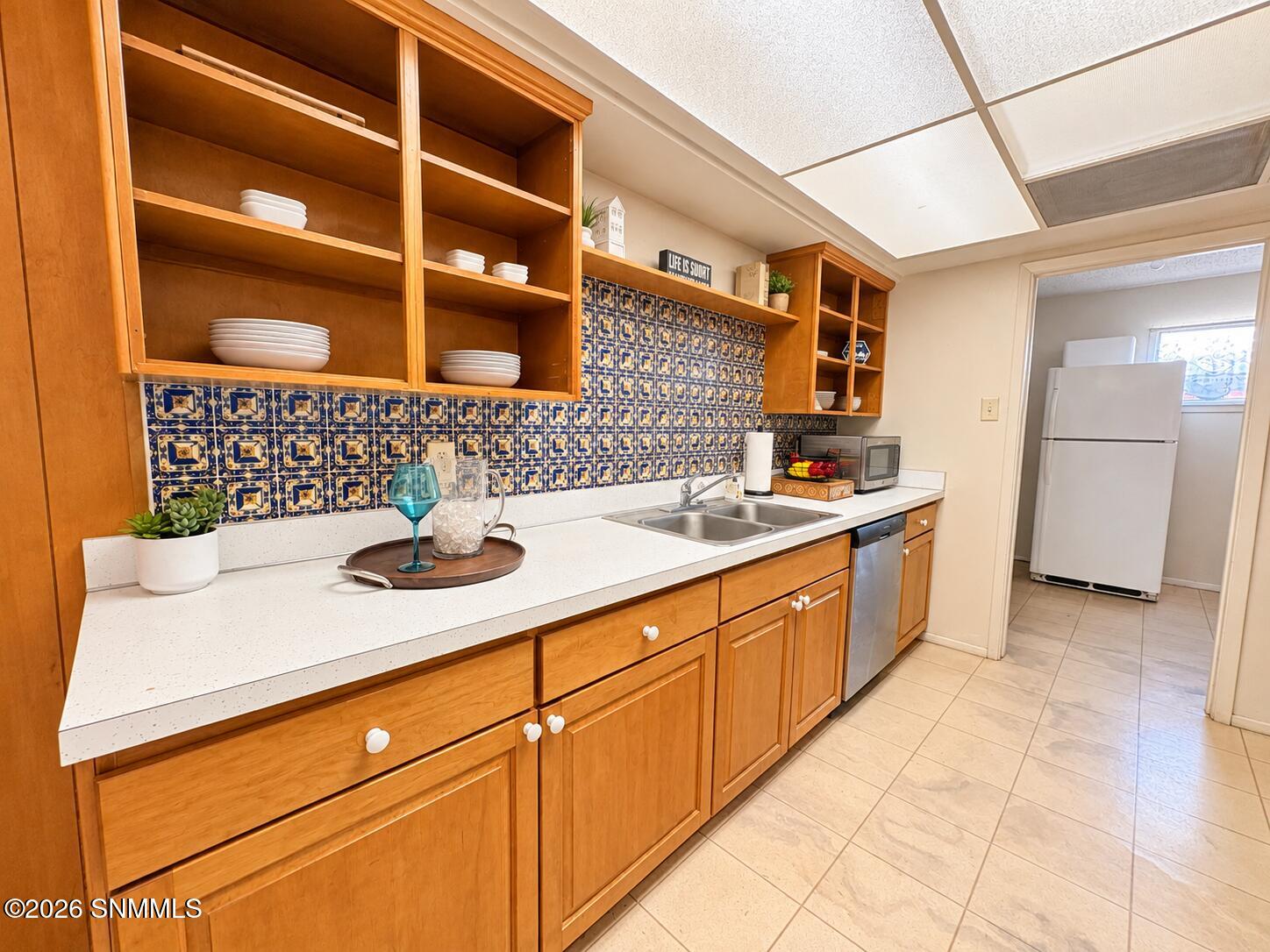 2050 Enzie Drive Property Photo 3