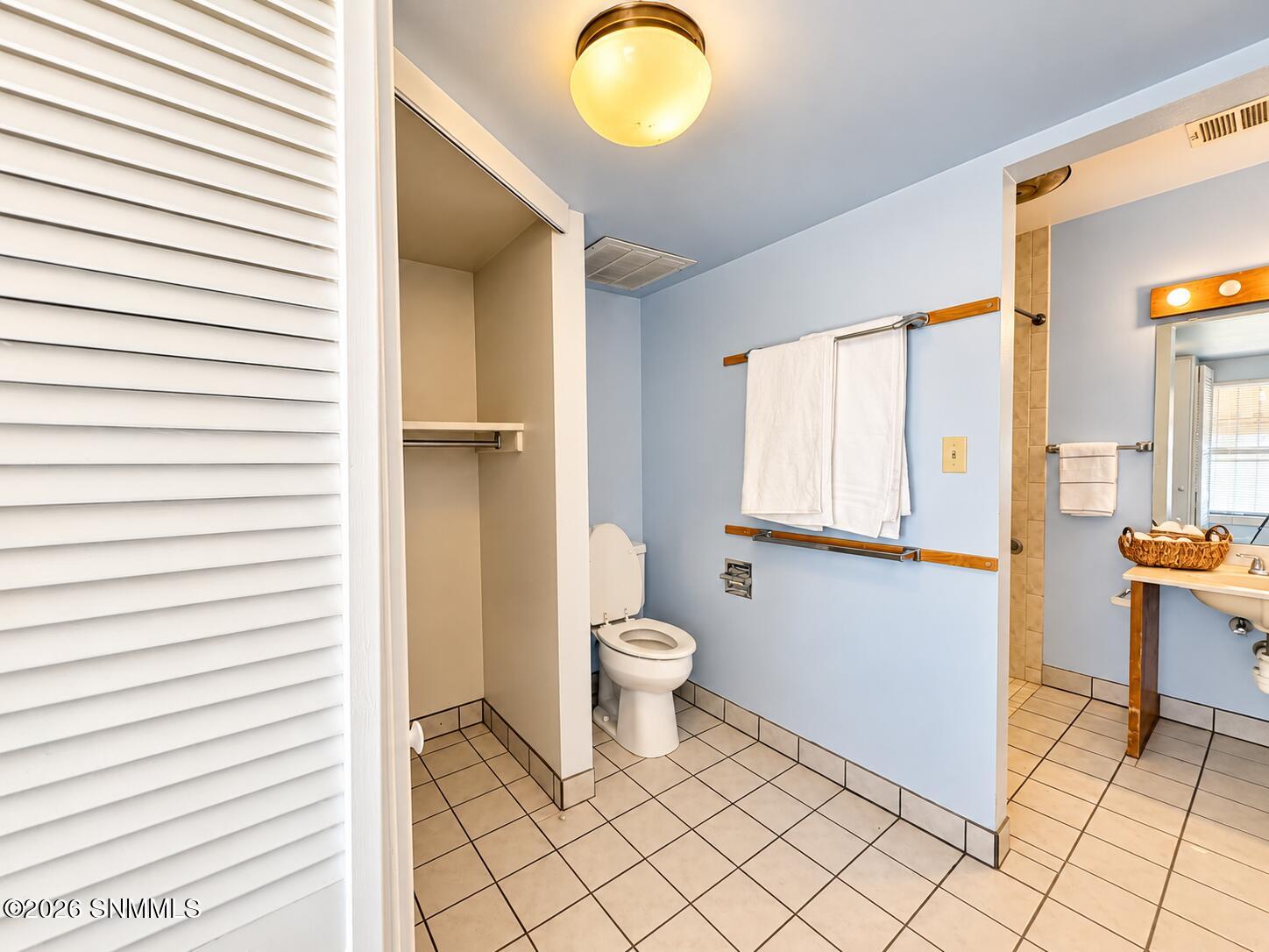 2050 Enzie Drive Property Photo 19