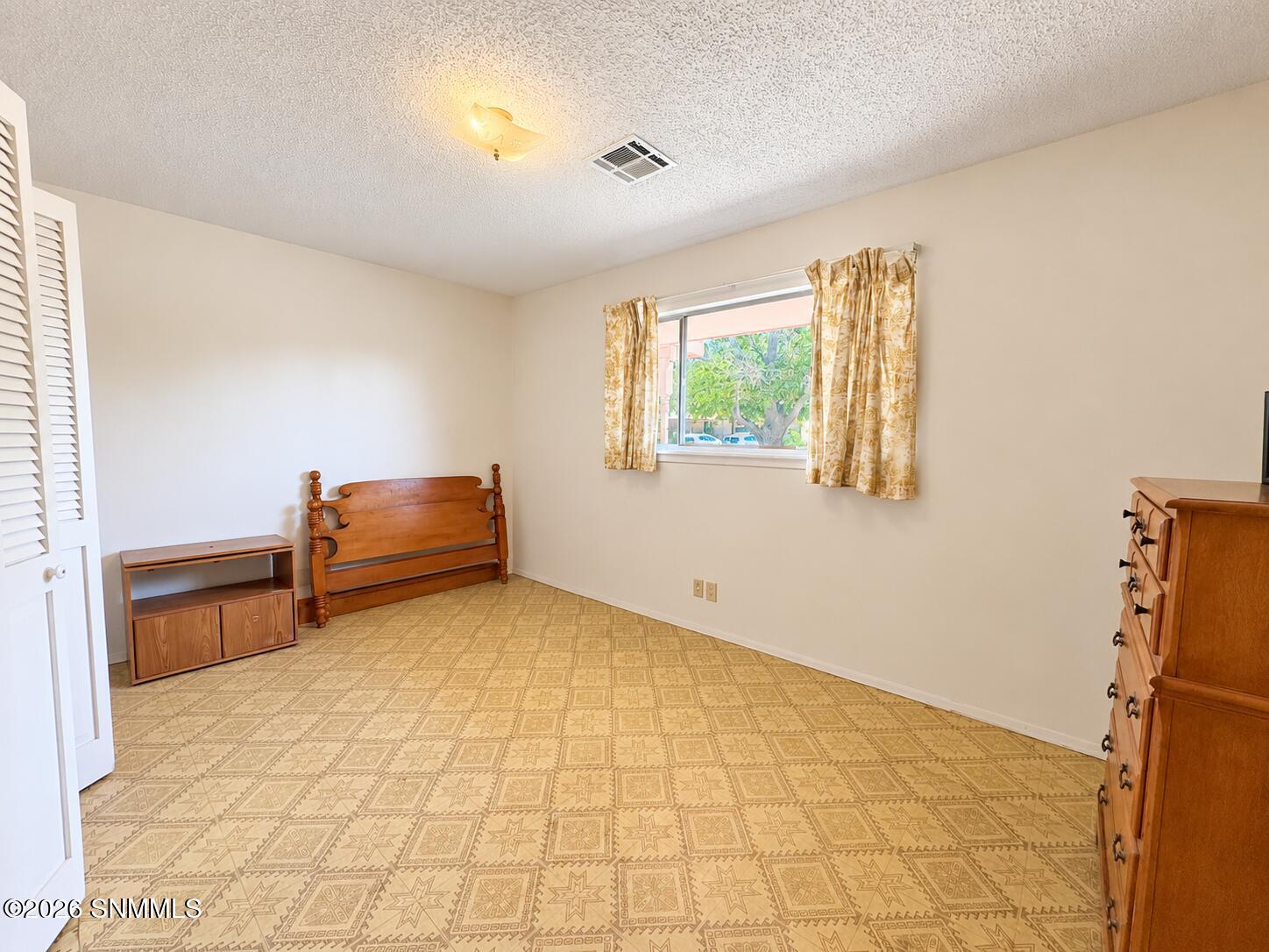 2050 Enzie Drive Property Photo 22