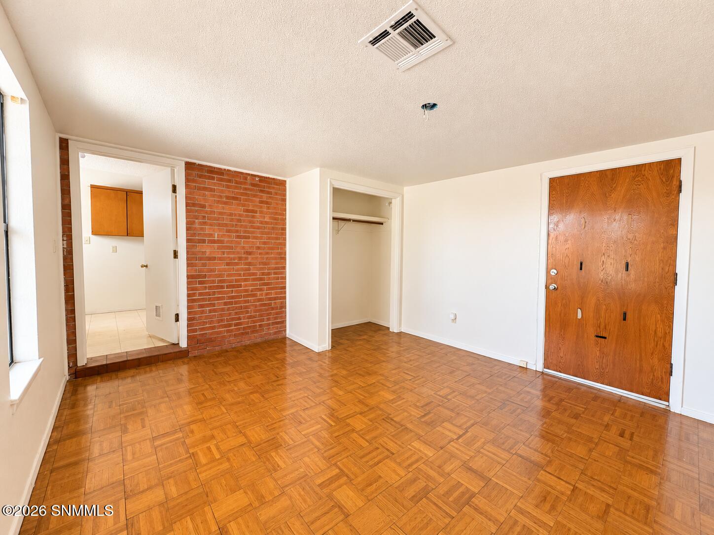2050 Enzie Drive Property Photo 28