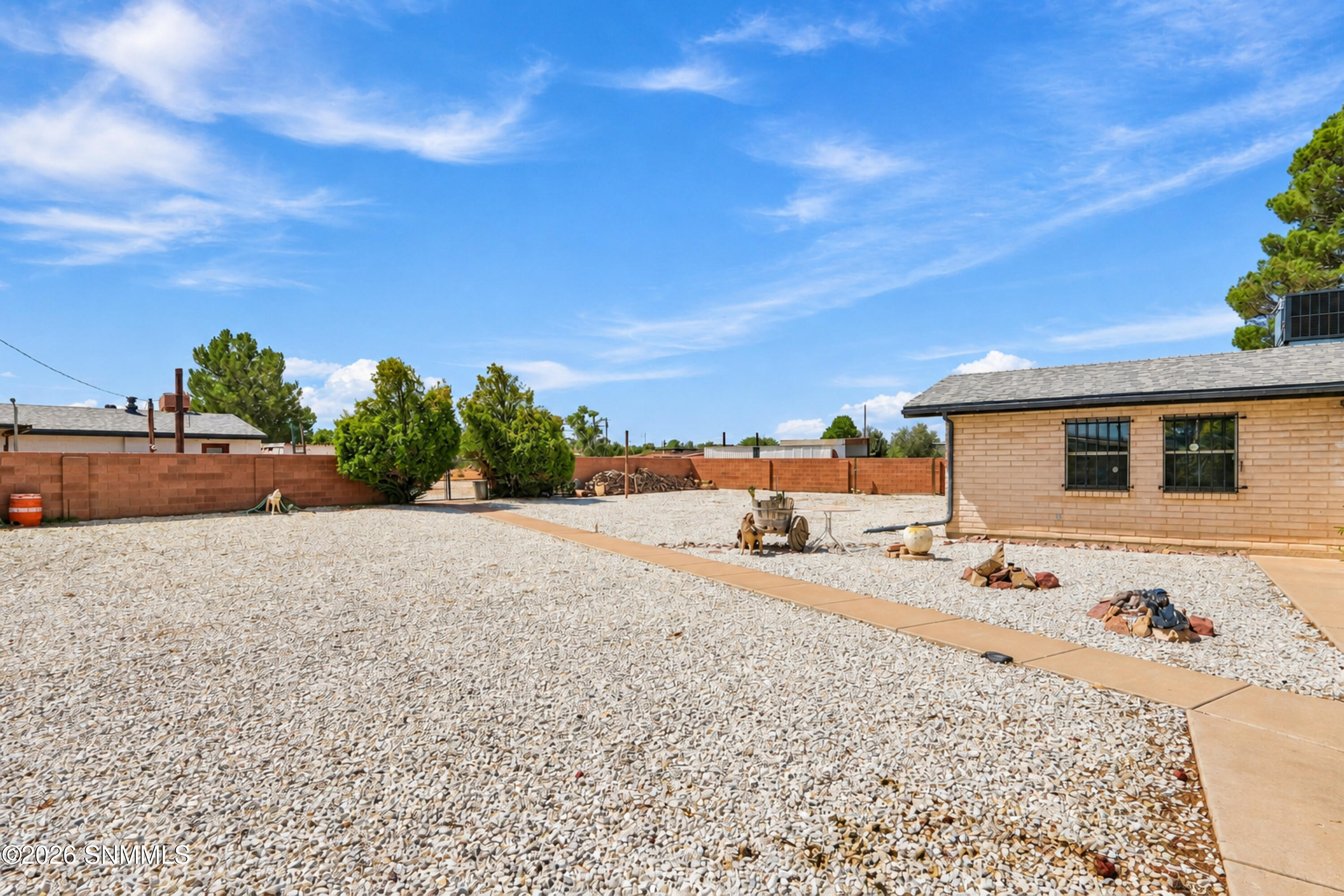 613 San Ysidro Road Property Photo 33