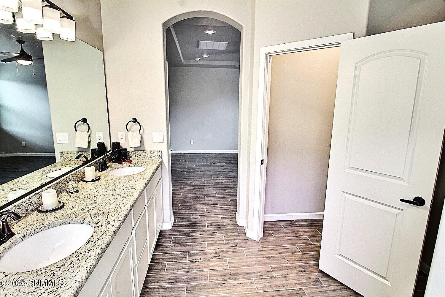 3824 San Marino Road Property Photo 37