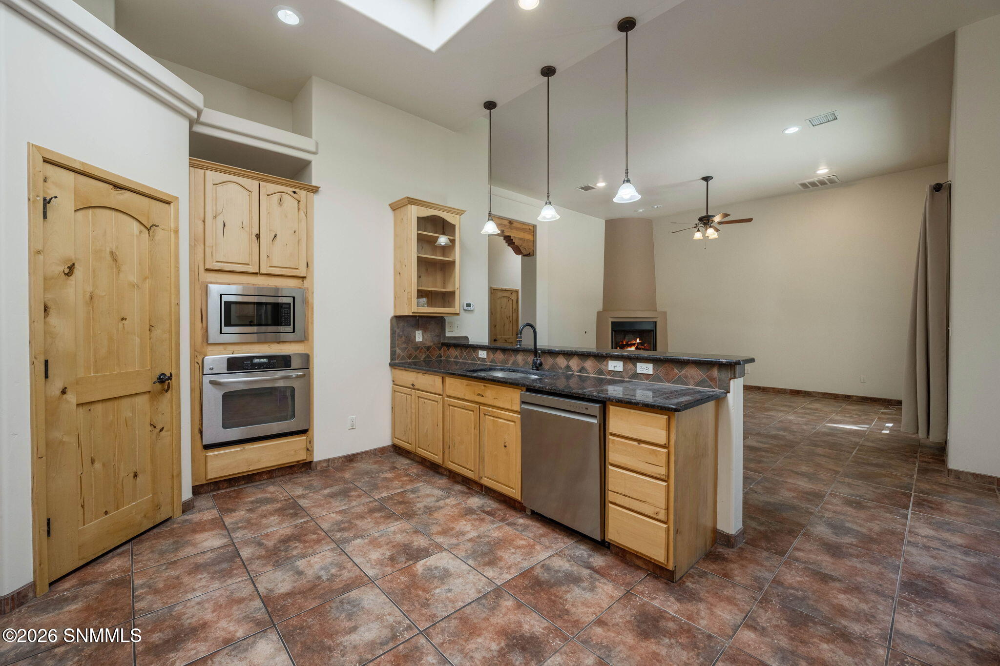 4664 Mesa Rico Drive Property Photo 18