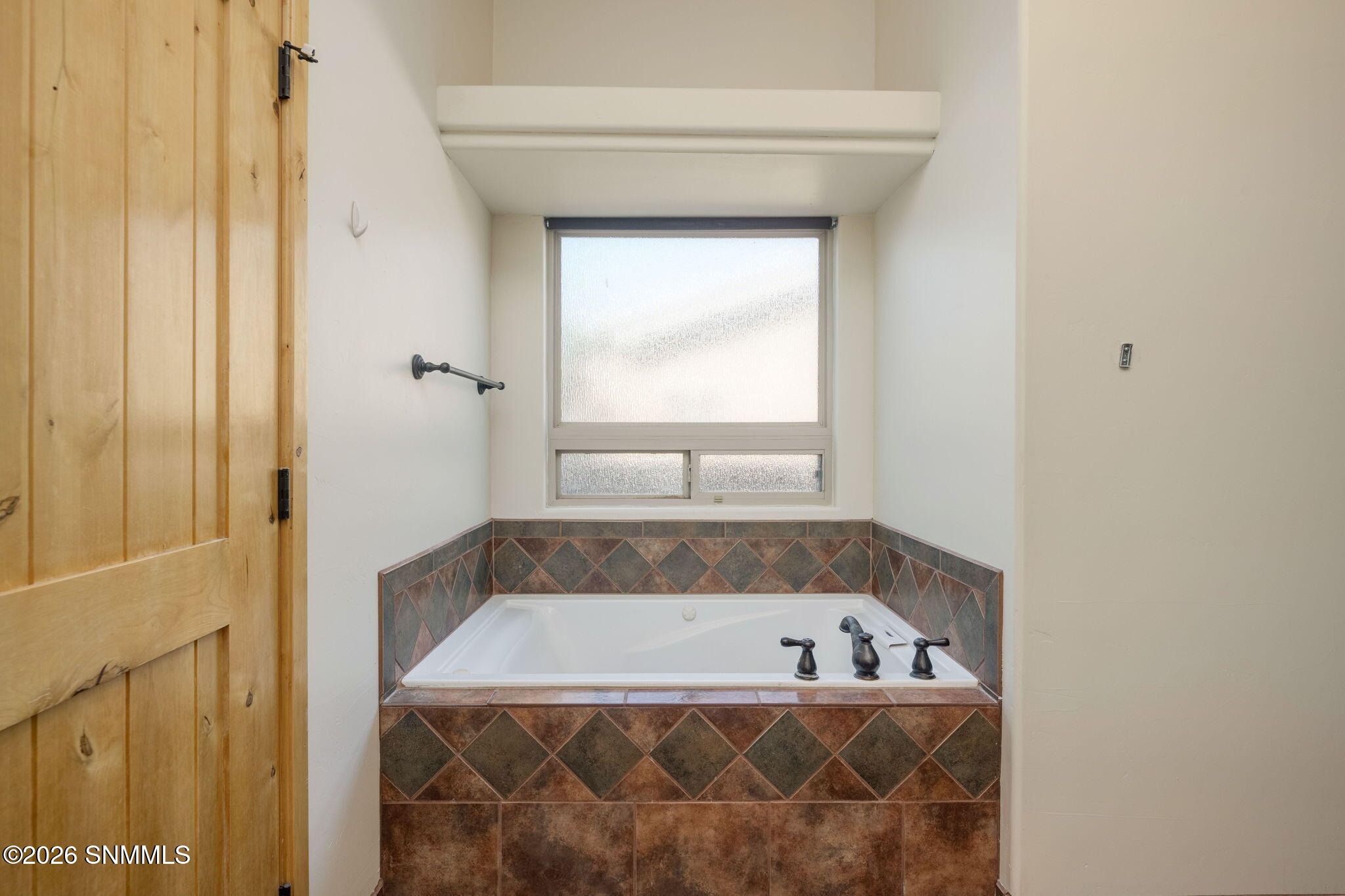 4664 Mesa Rico Drive Property Photo 26