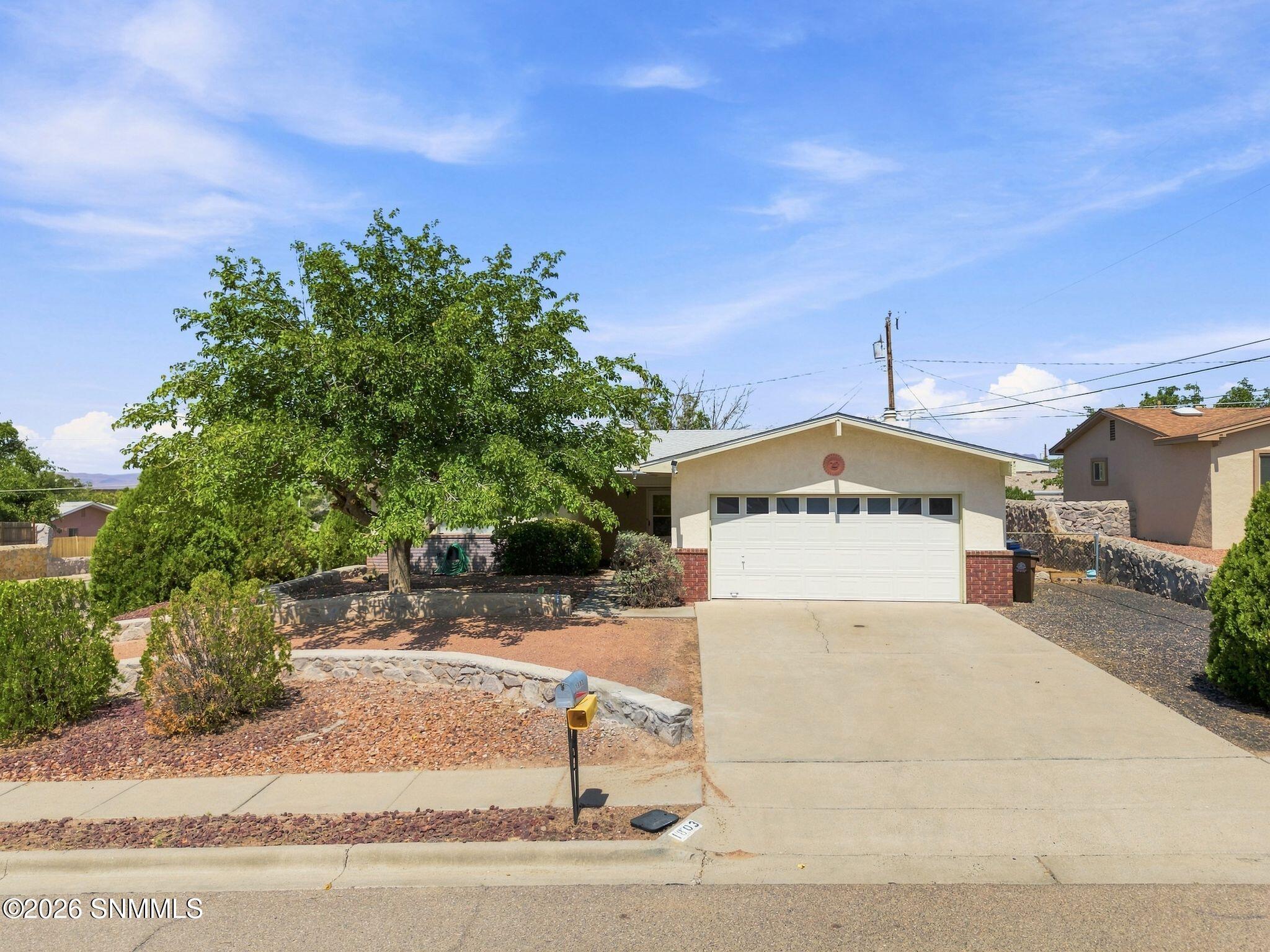 1803 Seldon Avenue Property Photo 2