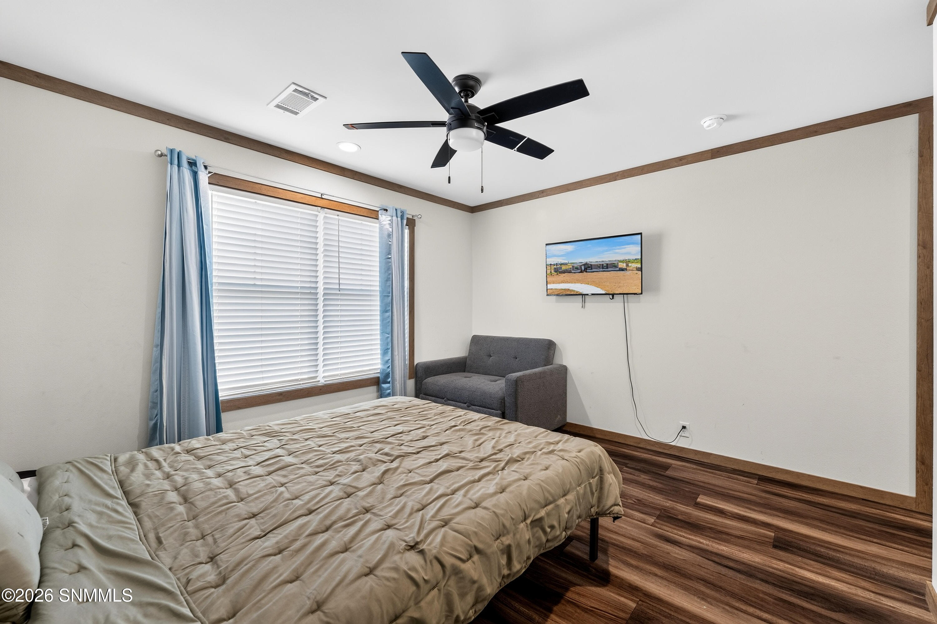 1428 Syrian Desert Drive Property Photo 24