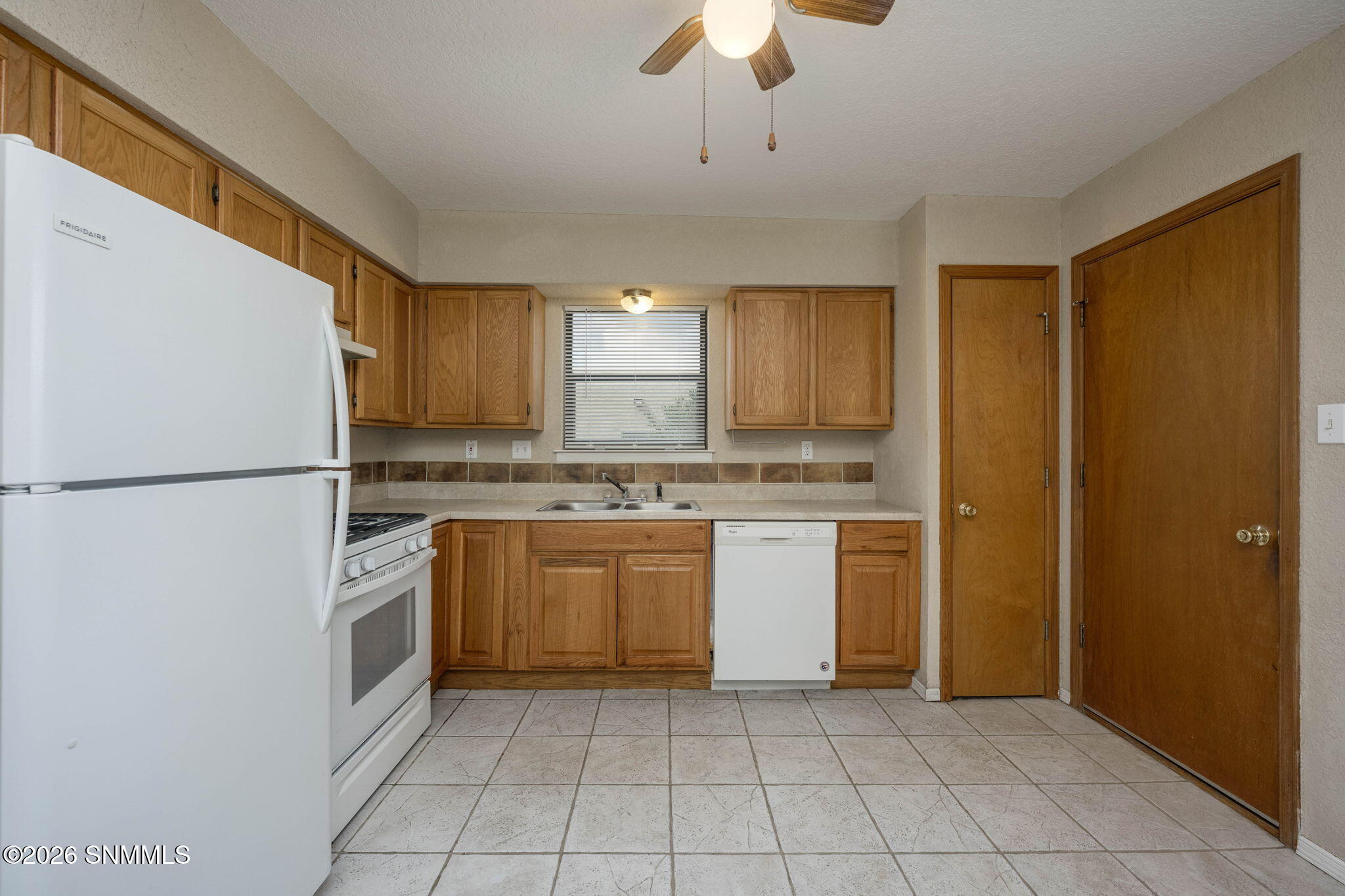 2052 Pinecone Way Property Photo 8