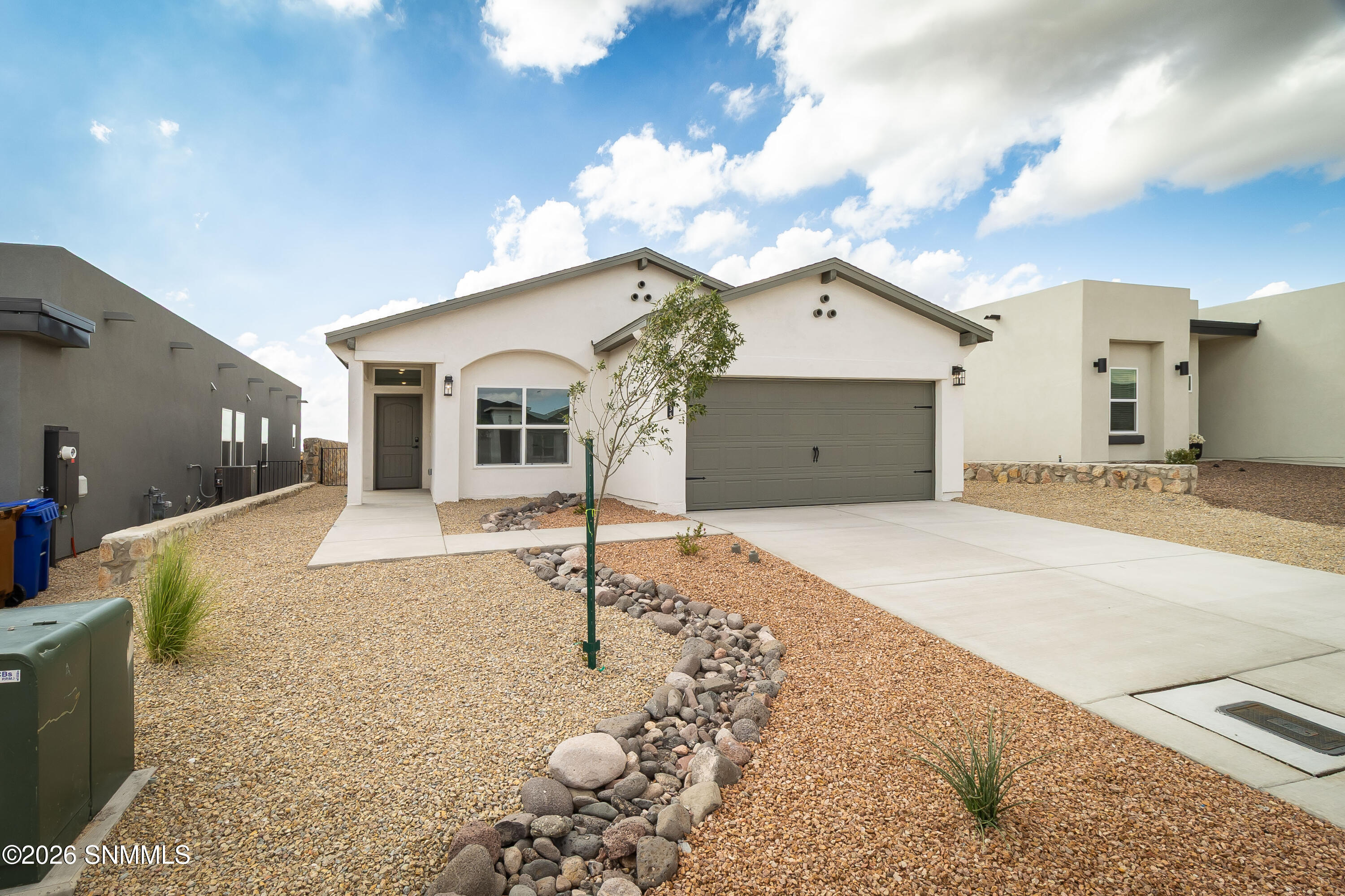 1035 Noria Court Property Photo 7