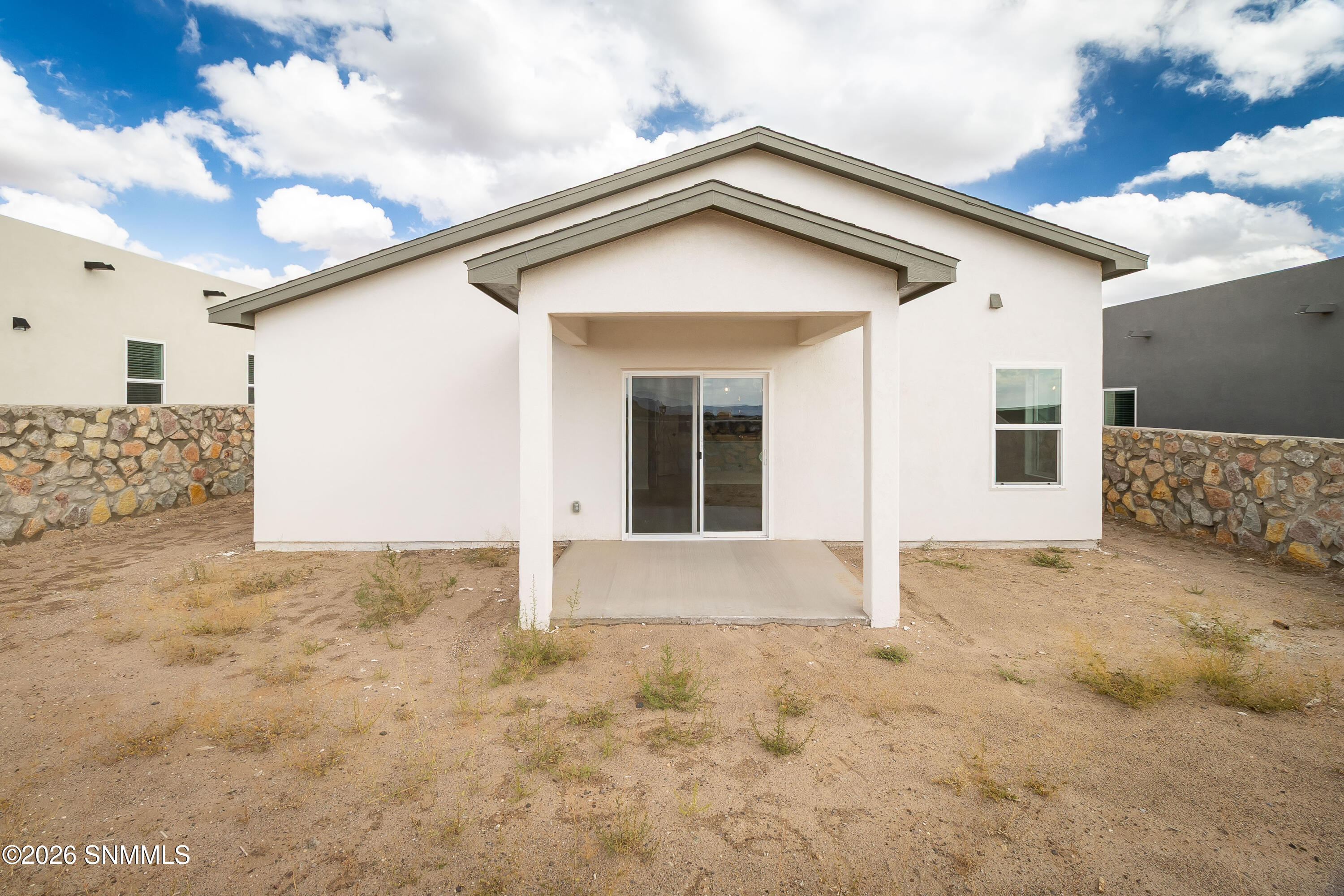 1035 Noria Court Property Photo 9