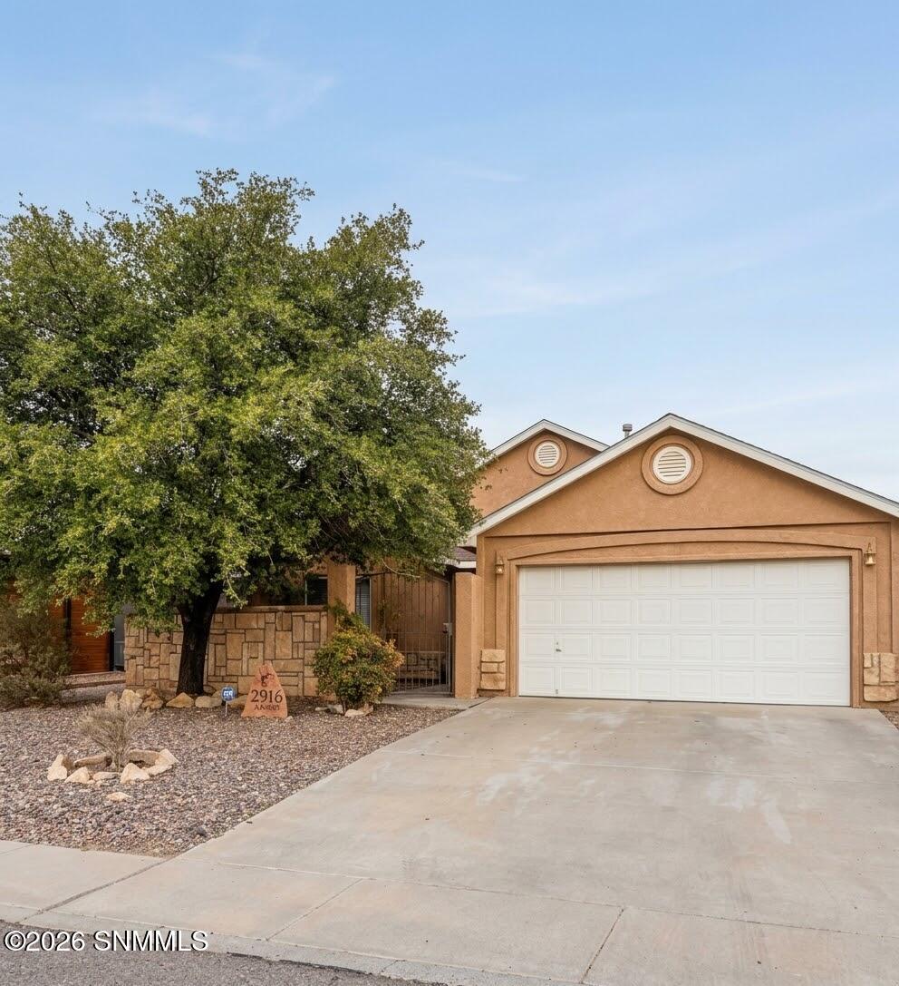2916 Ancho Avenue Property Photo 1
