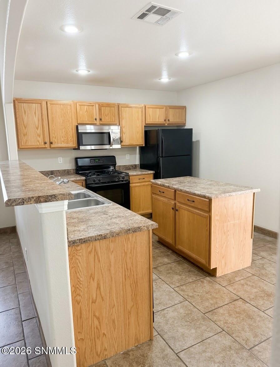 2916 Ancho Avenue Property Photo 4