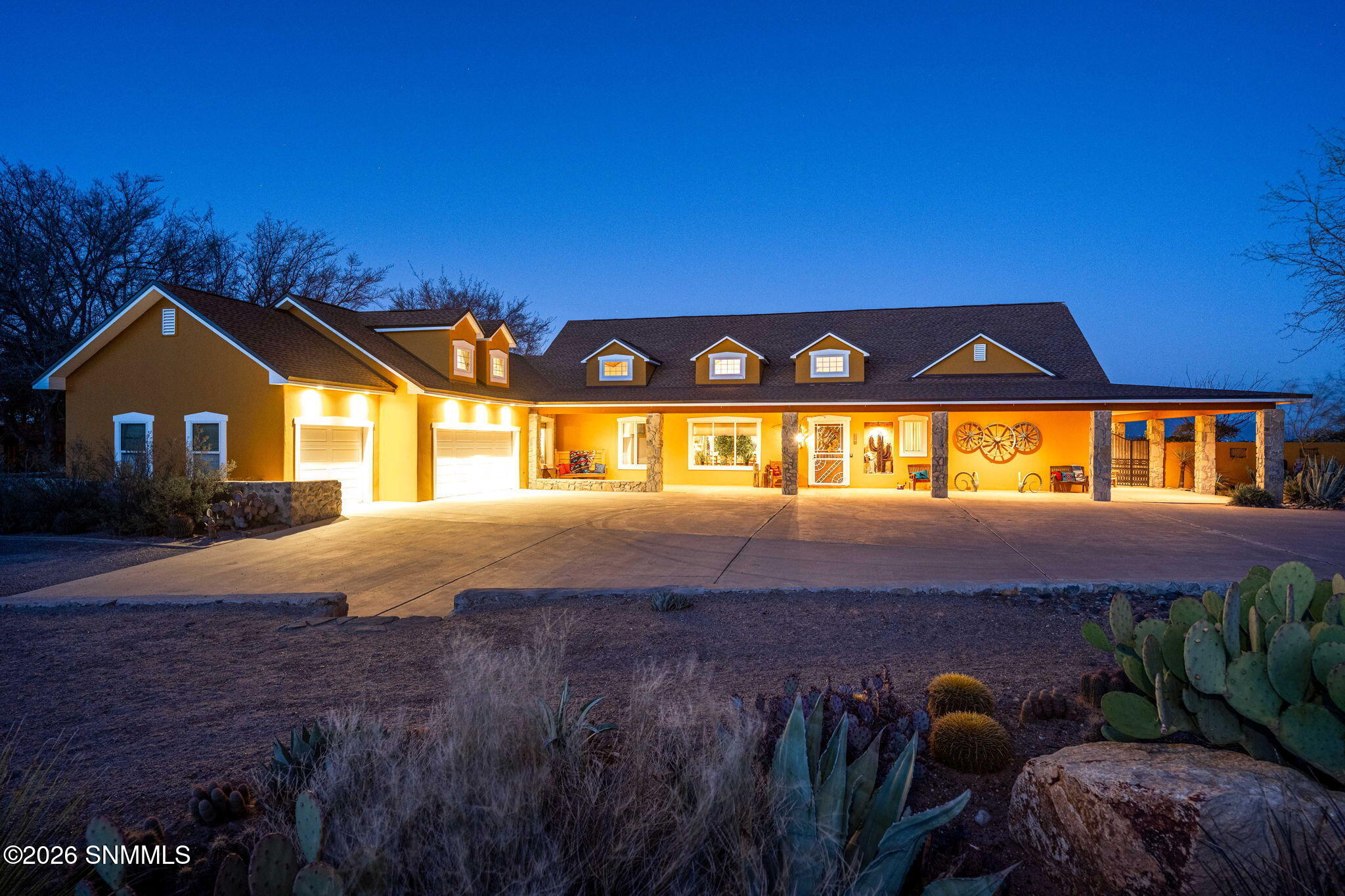 2561 Mesilla Hills Drive Property Photo 5