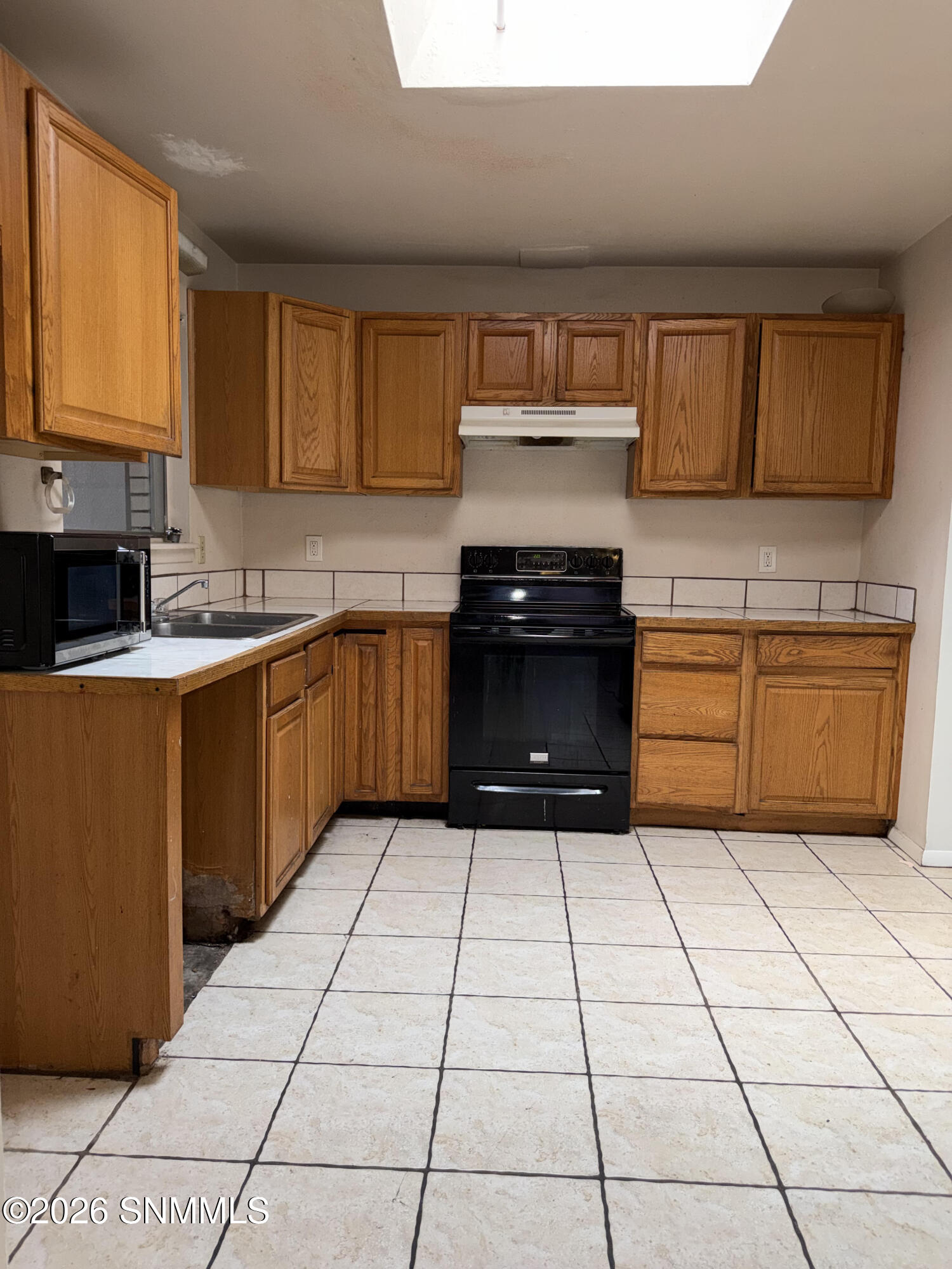 2010 Garrison Road Property Photo 6