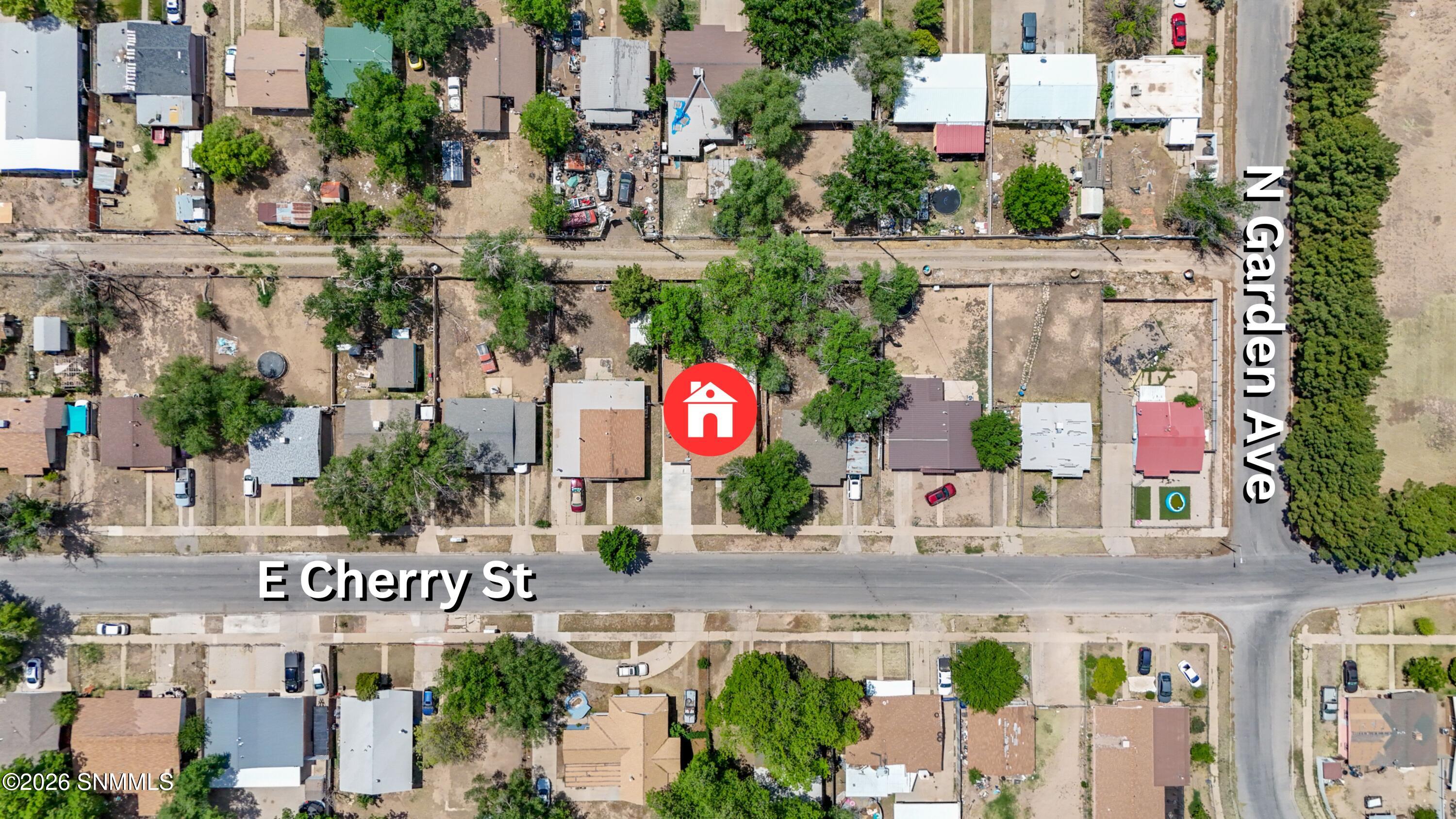 622 E Cherry Street Property Photo 5