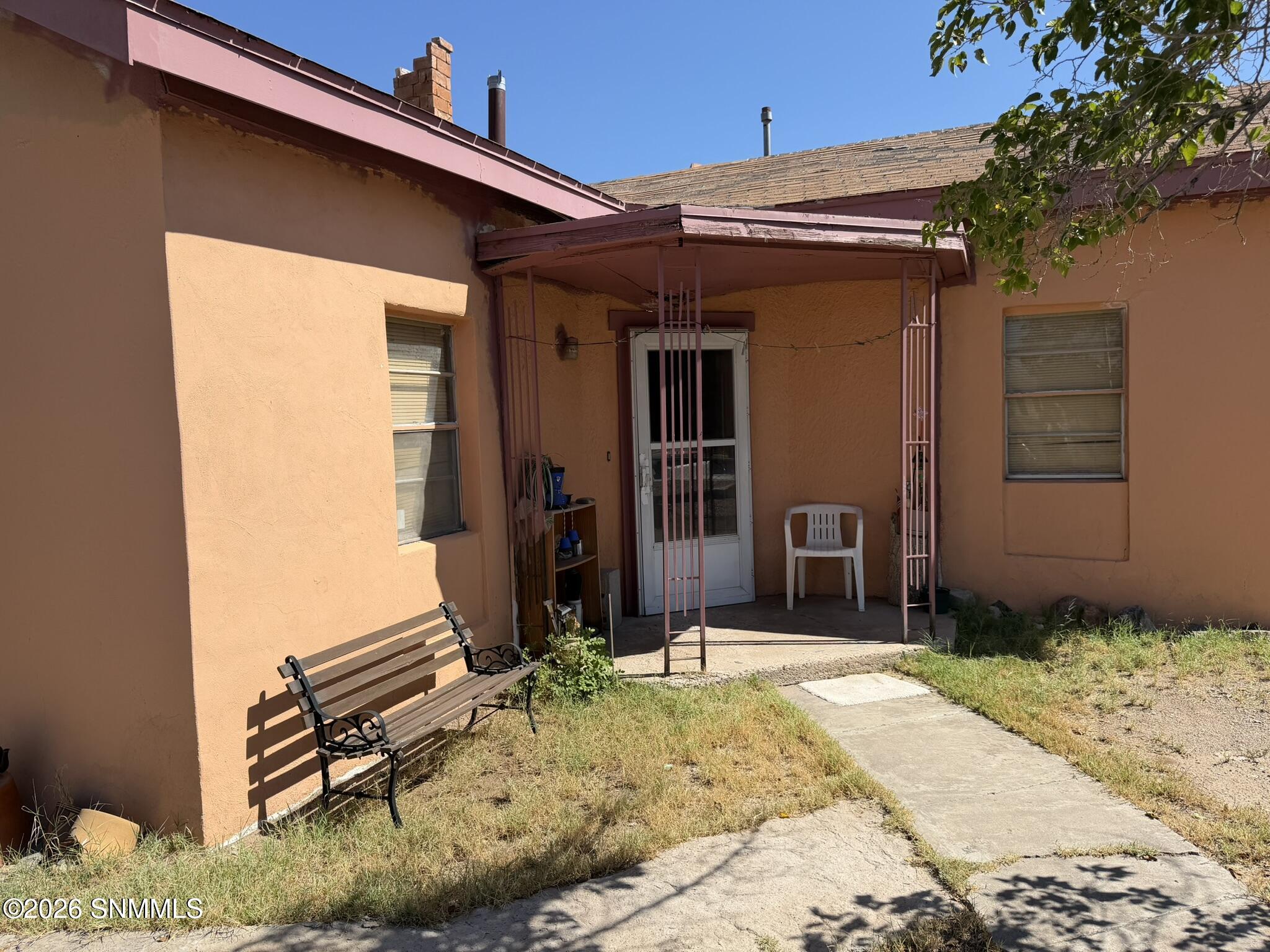 3109 Oak Street Property Photo 1