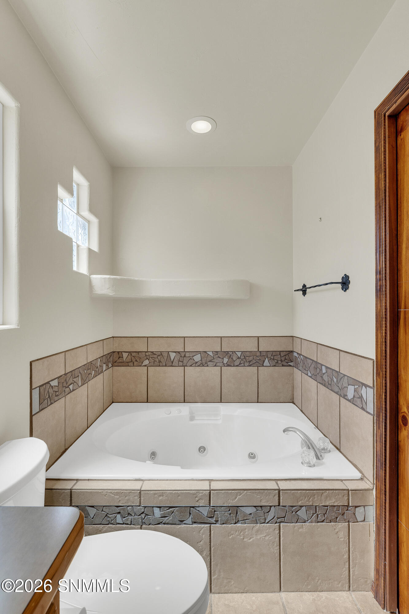 3548 Roma Drive Property Photo 22