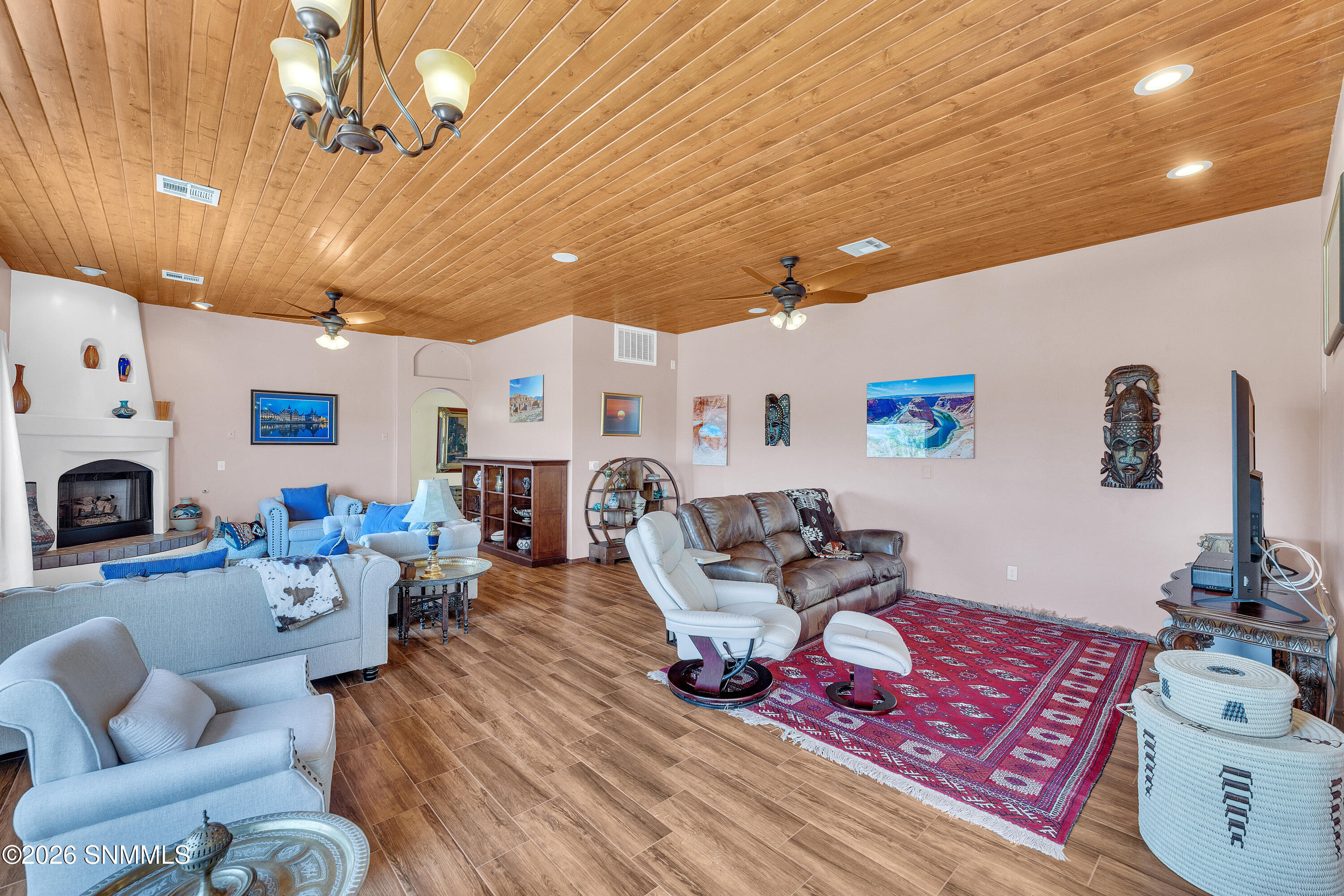 3548 Roma Drive Property Photo 31