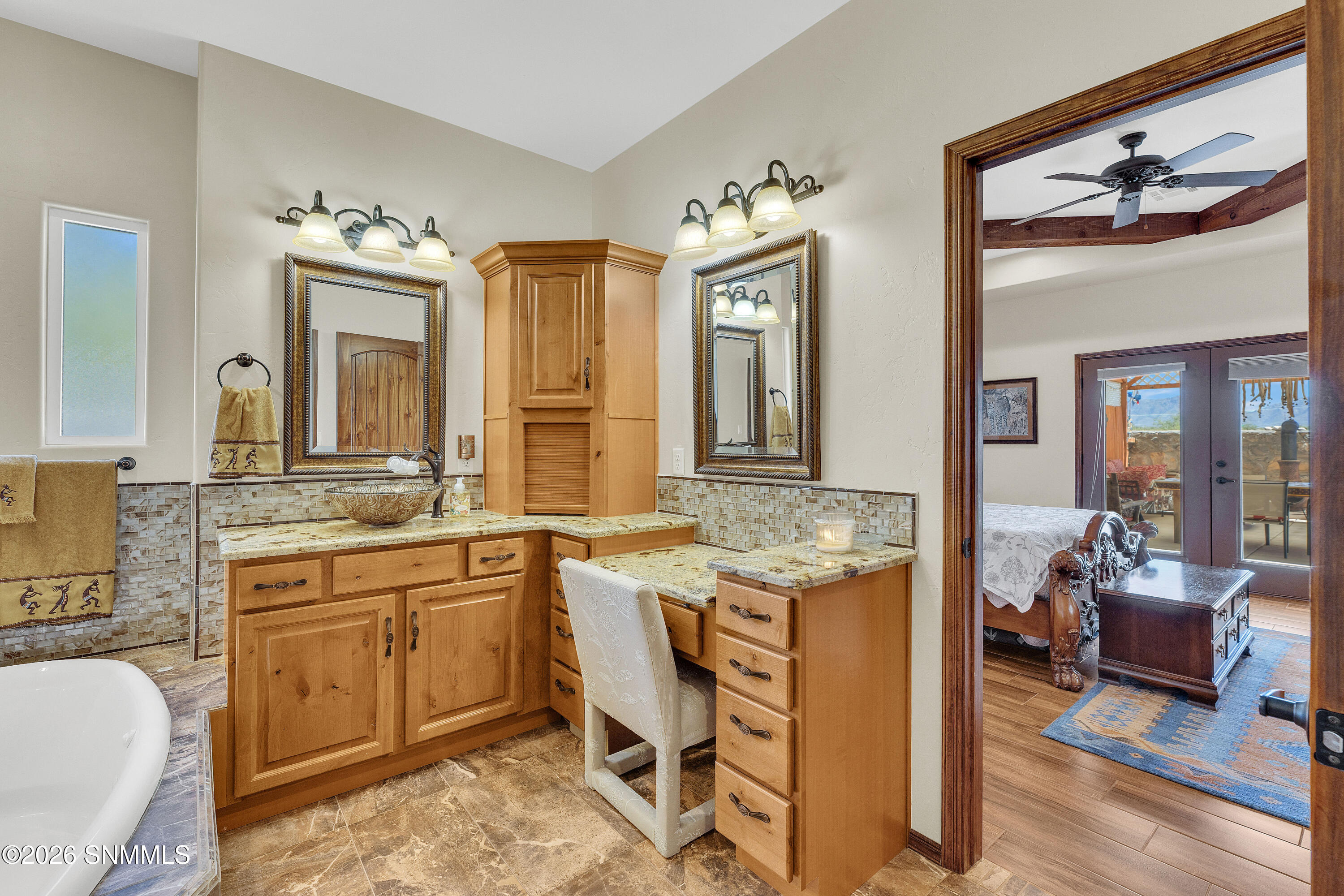 3548 Roma Drive Property Photo 49