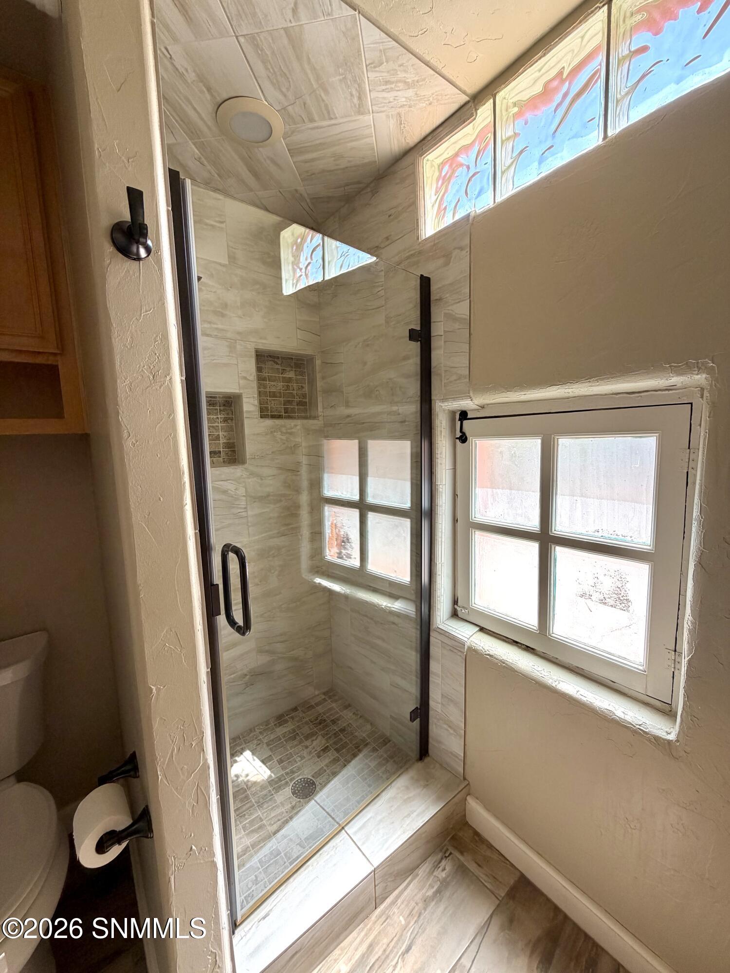 955 S Melendres Street Property Photo 10