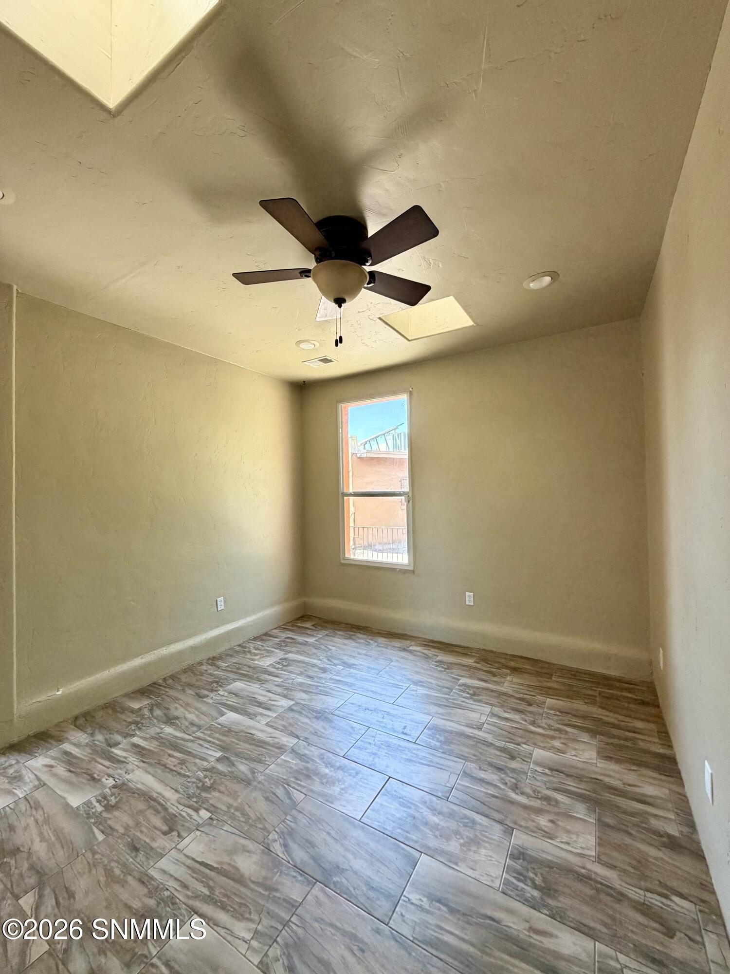 955 S Melendres Street Property Photo 18