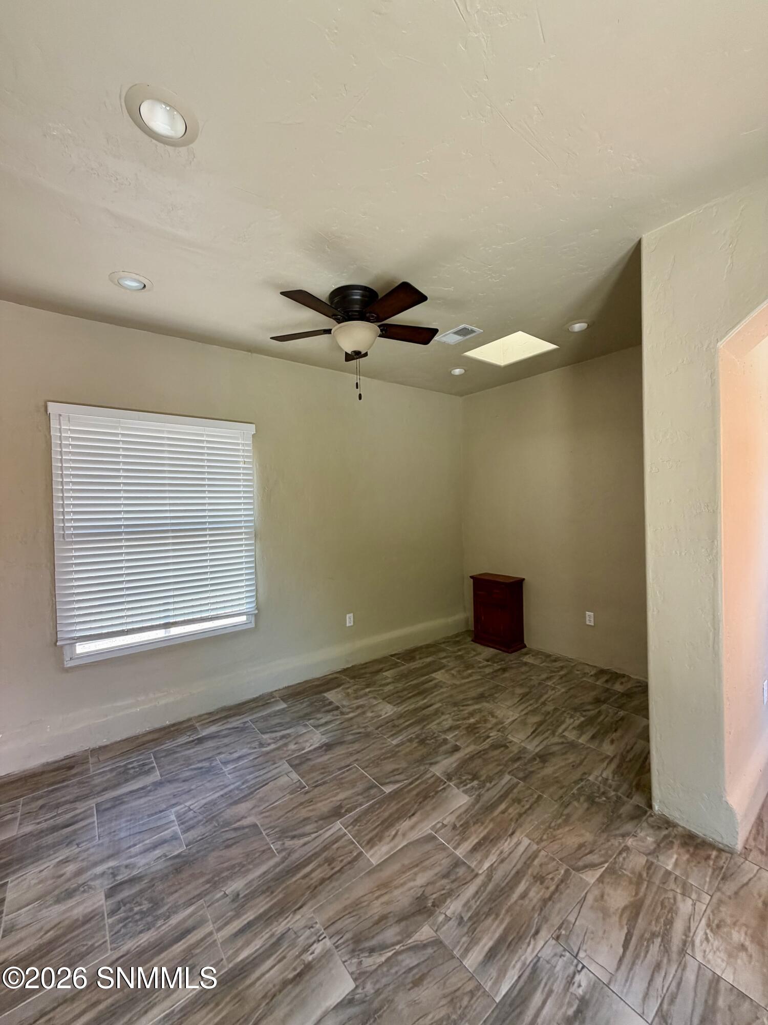 955 S Melendres Street Property Photo 20