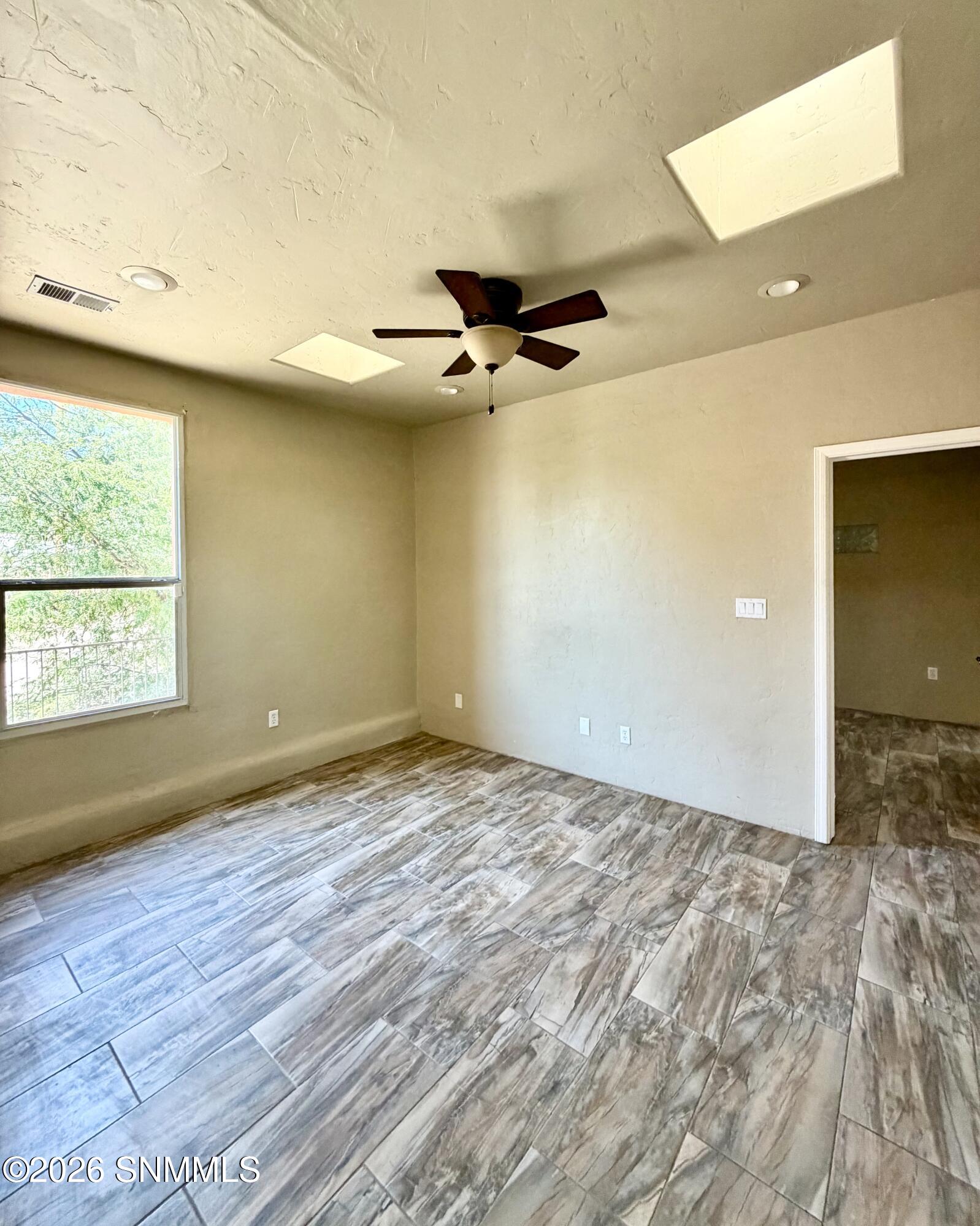 955 S Melendres Street Property Photo 26