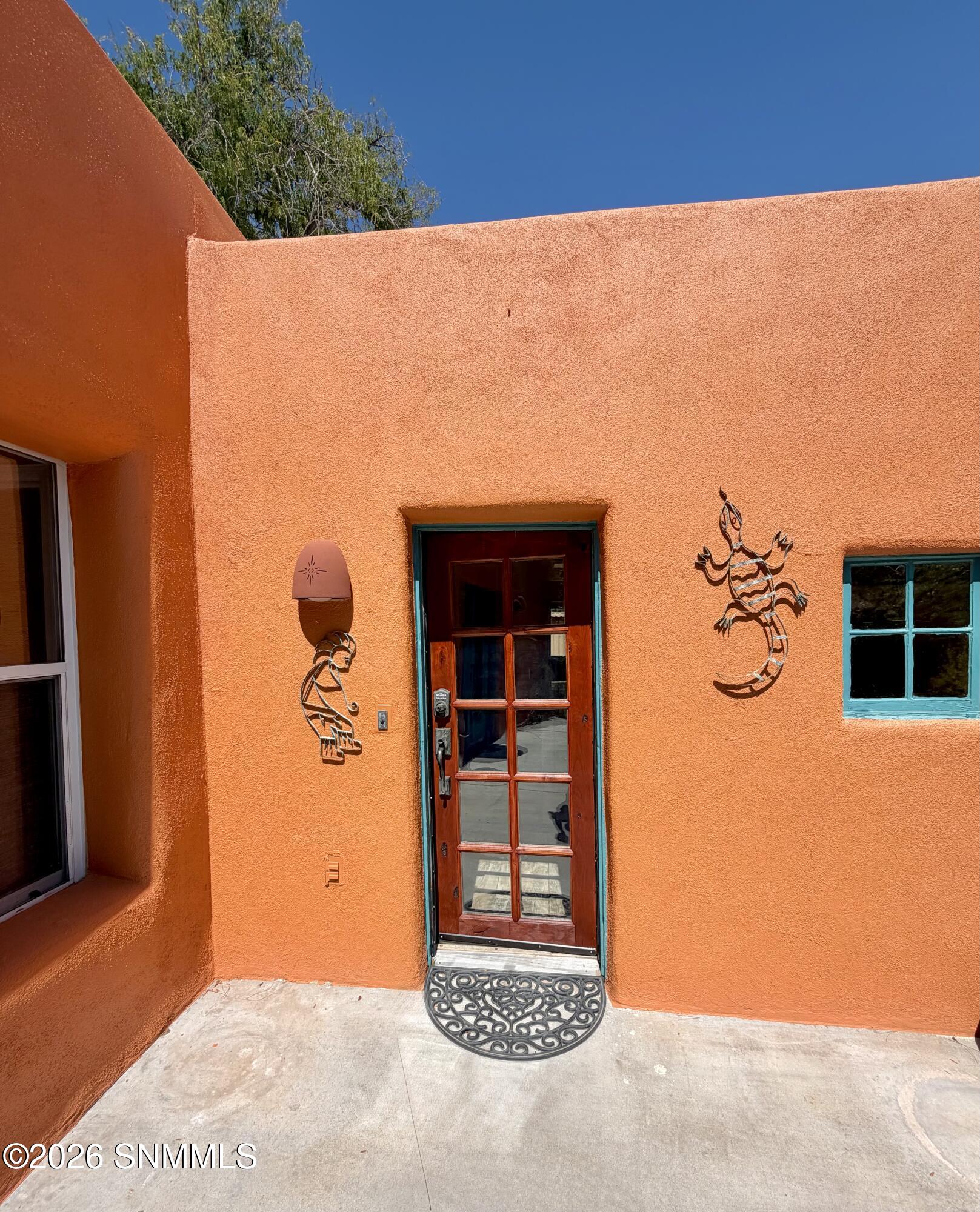 955 S Melendres Street Property Photo 30