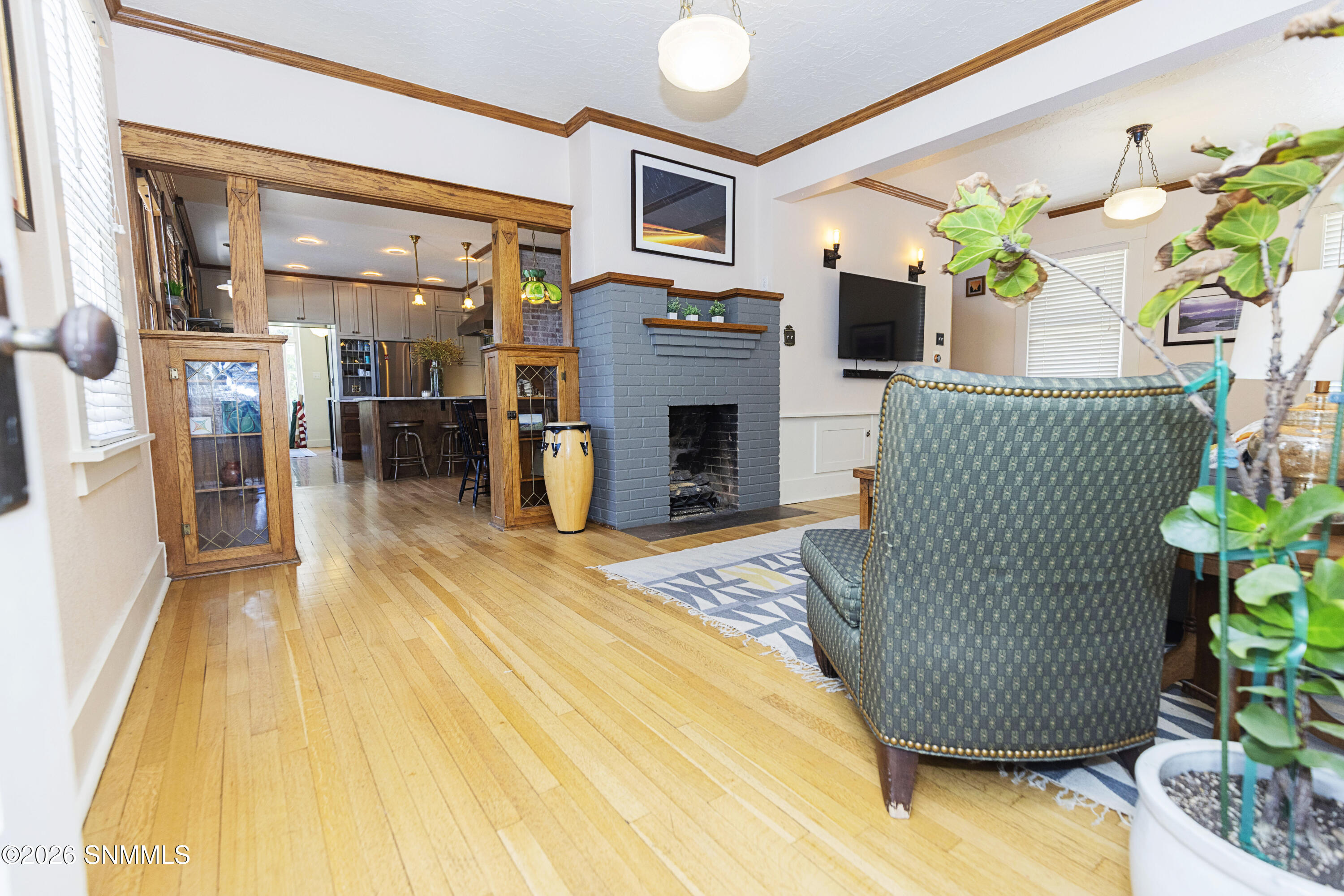 419 W College Avenue Property Photo 6