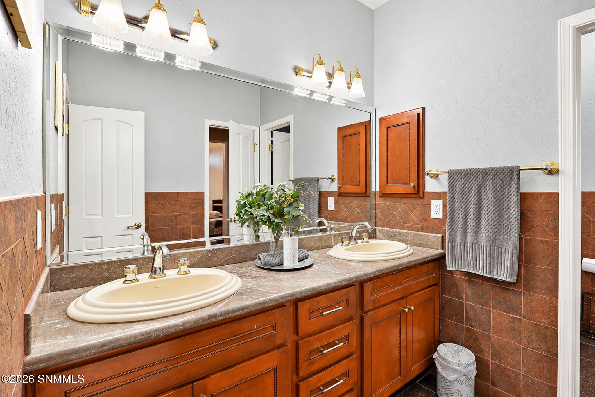 115 Crested Peak Court Property Photo 32