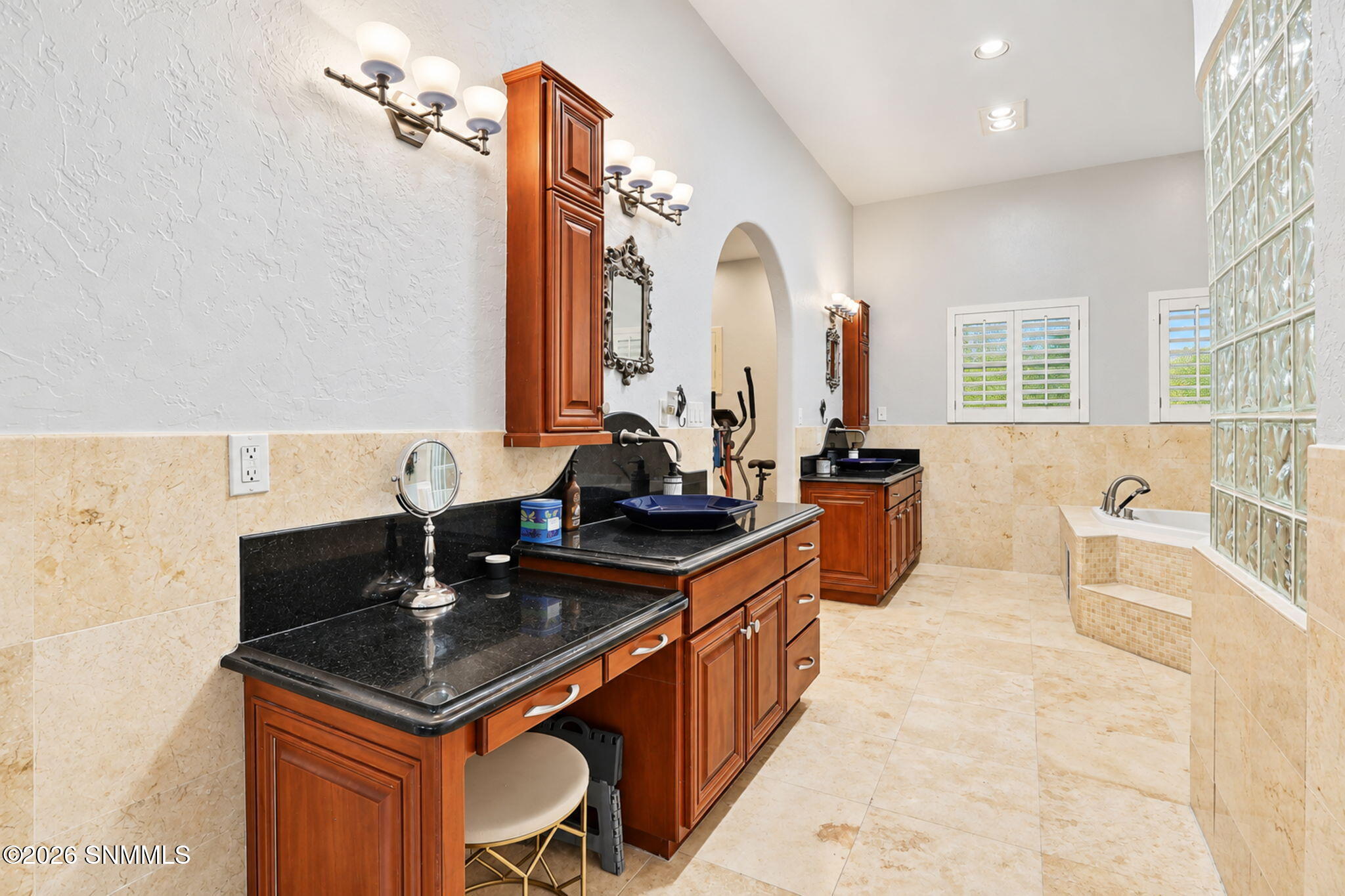 115 Crested Peak Court Property Photo 47