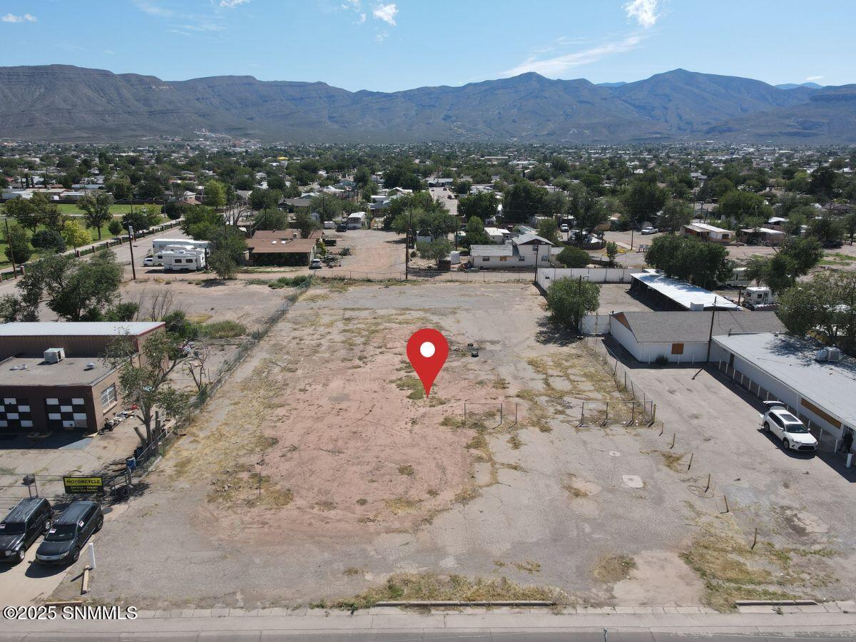 1650 N White Sands Boulevard Property Photo 4