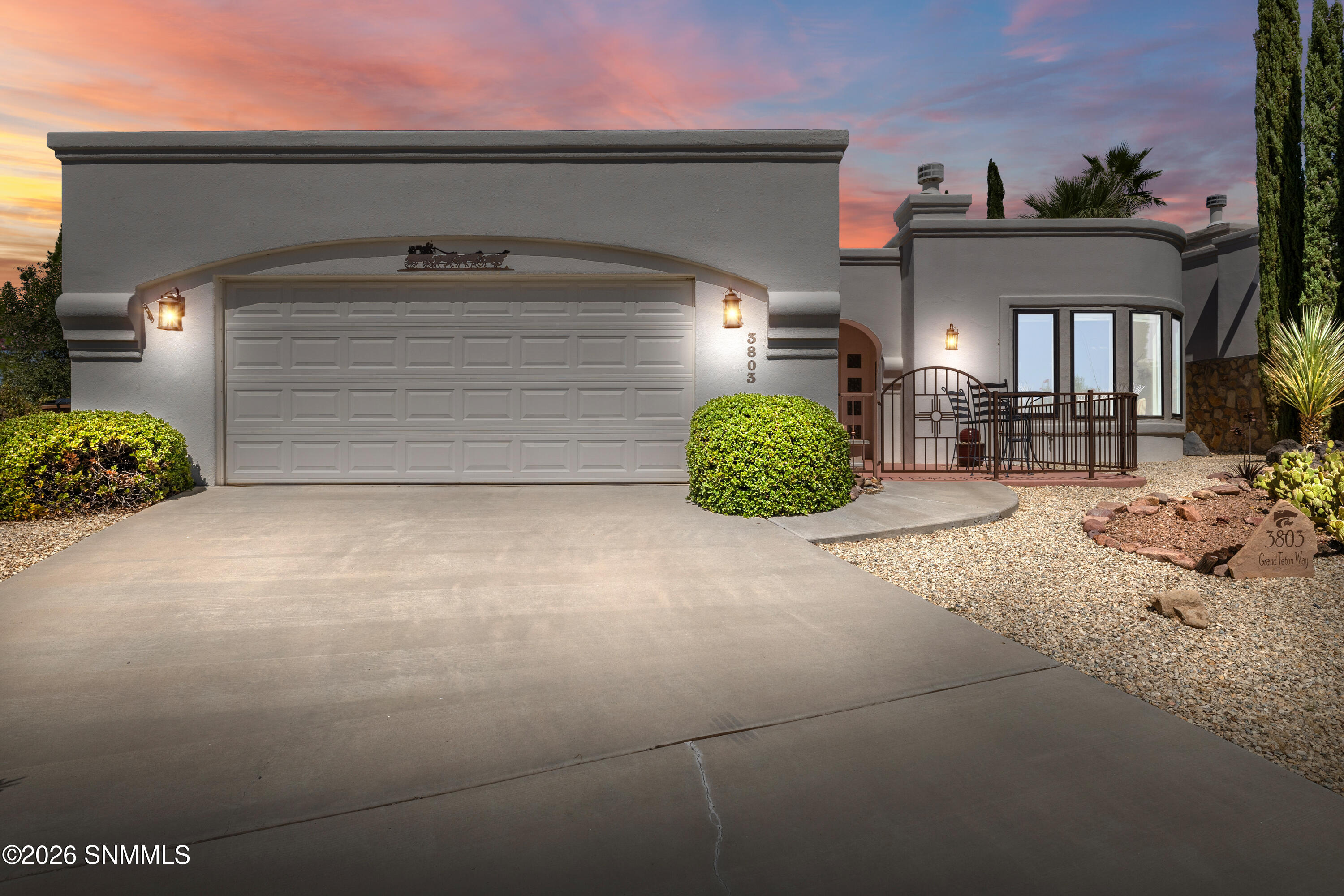 3803 Grand Teton Way Property Photo 2