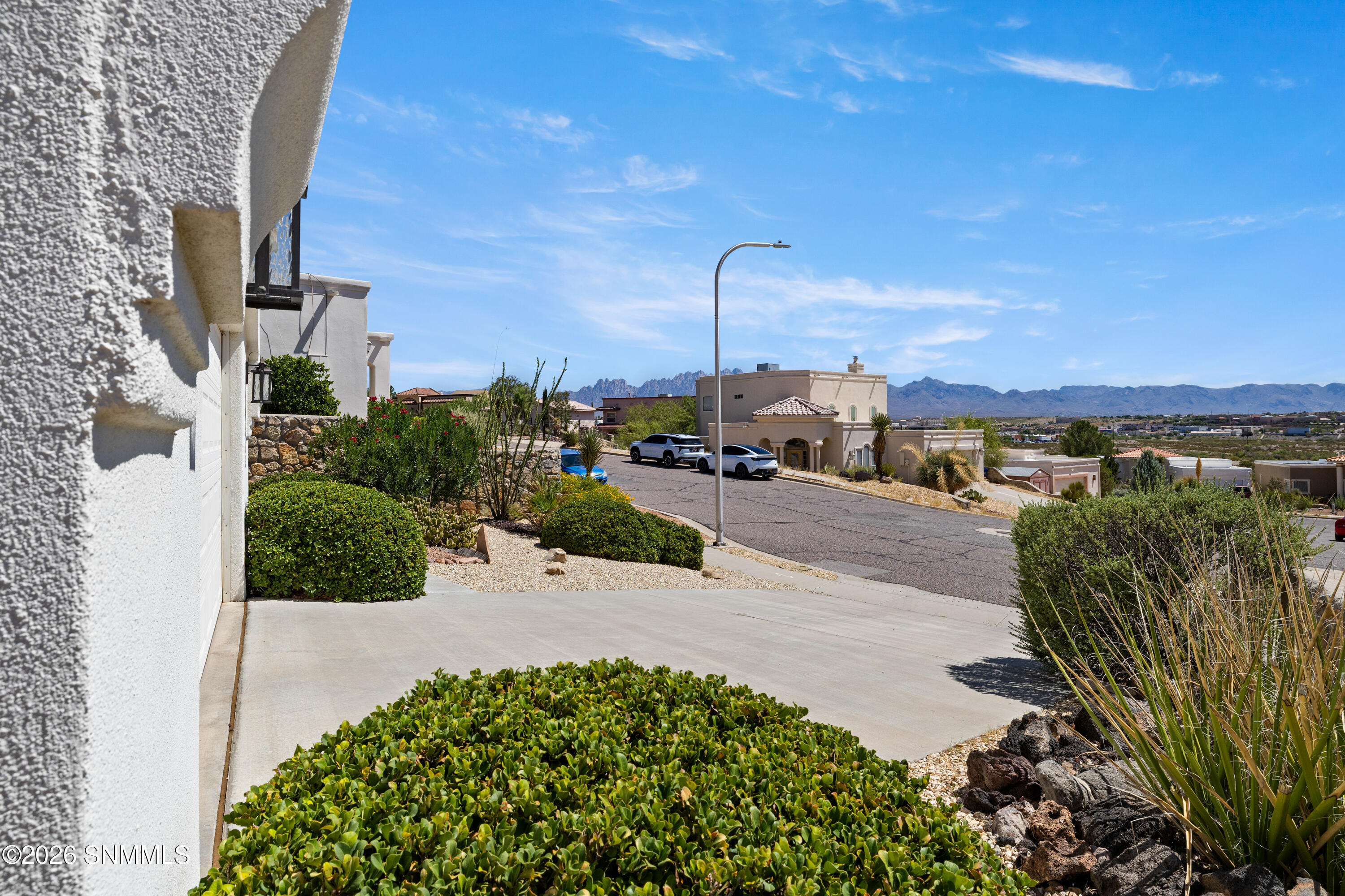 3803 Grand Teton Way Property Photo 6