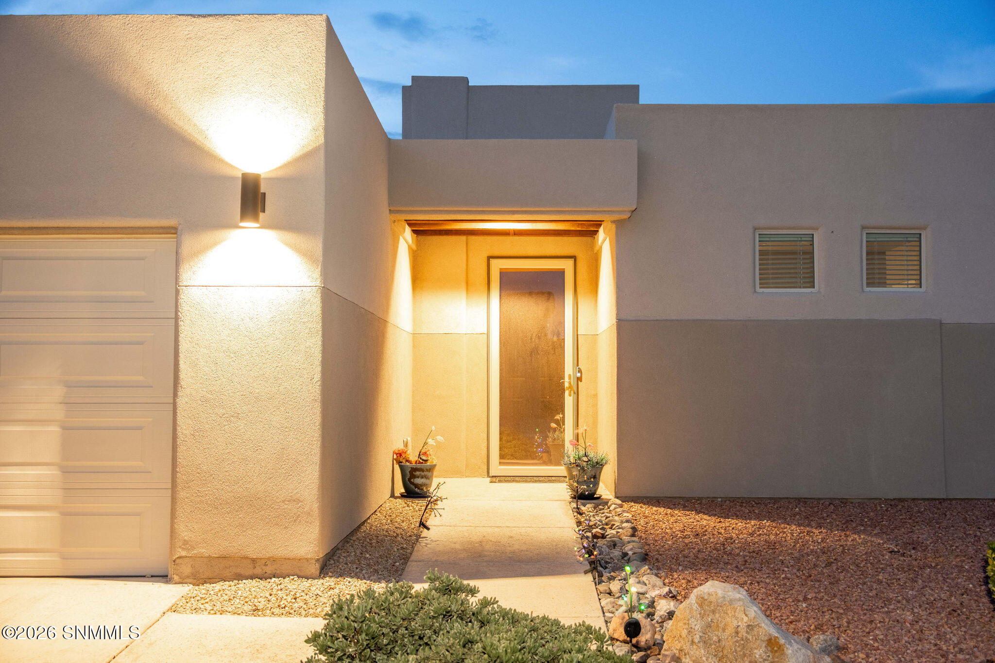 3749 Santa Clarita Avenue Property Photo 4