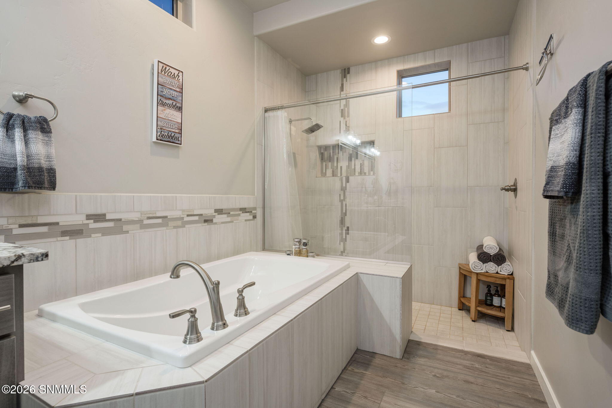 3749 Santa Clarita Avenue Property Photo 25