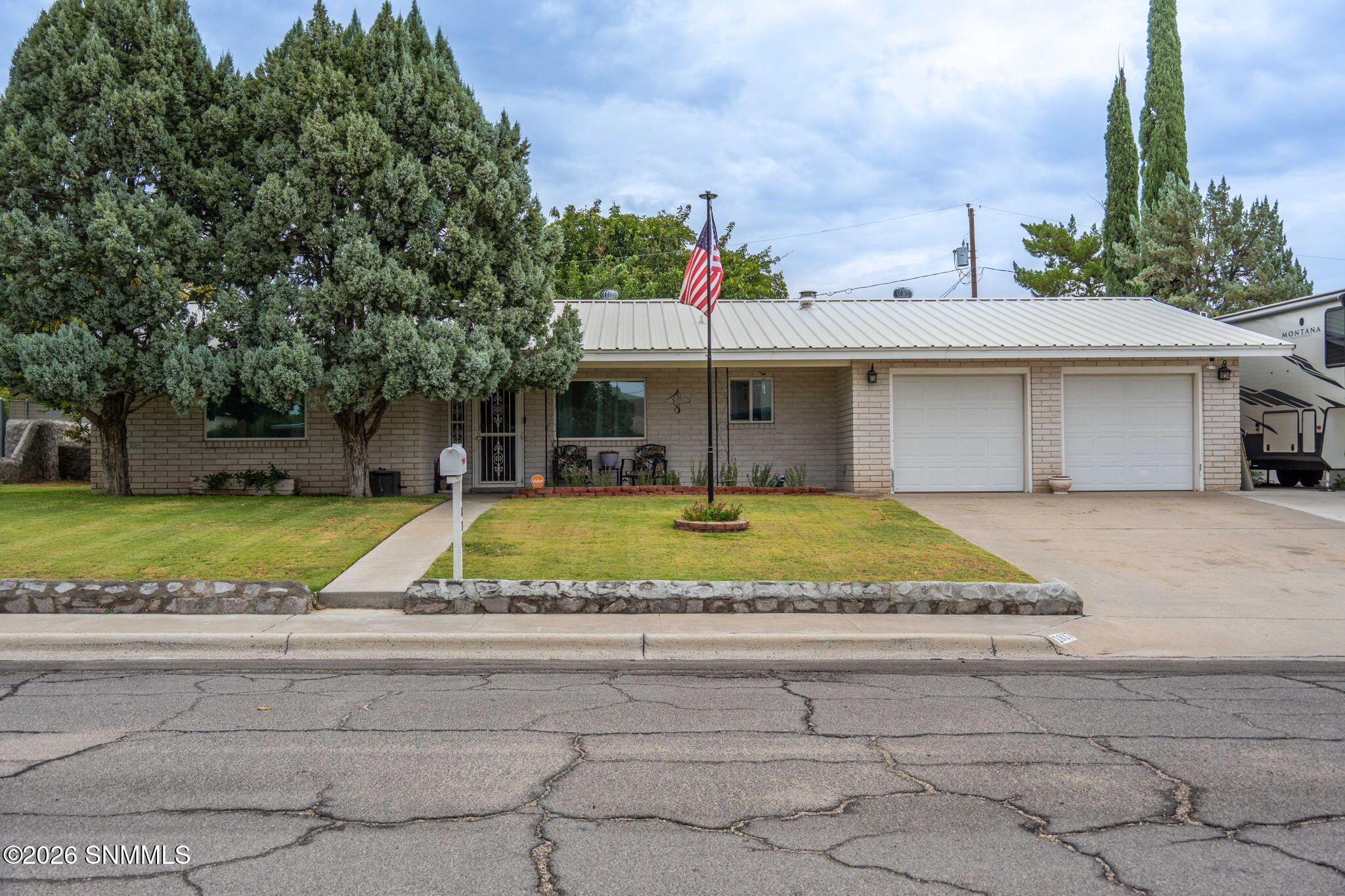 1837 Fairway Circle Property Photo 1