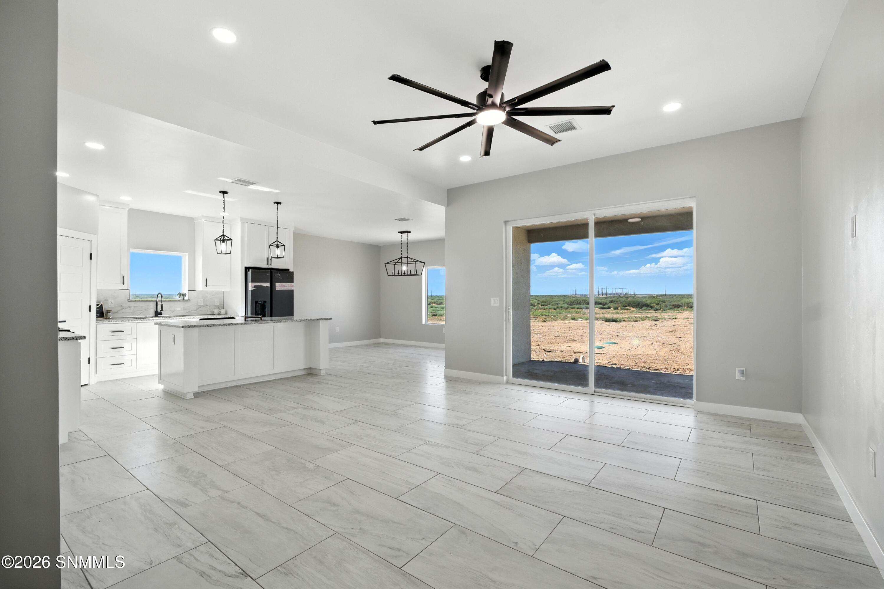 1249 Mojave Desert Drive Property Photo 9
