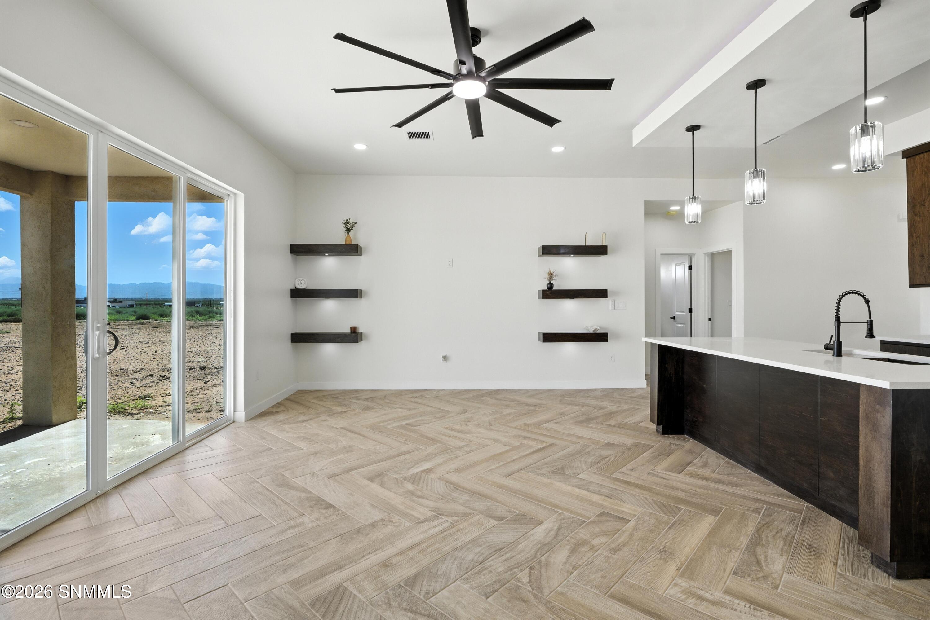 1249 Mojave Desert Drive Property Photo 11