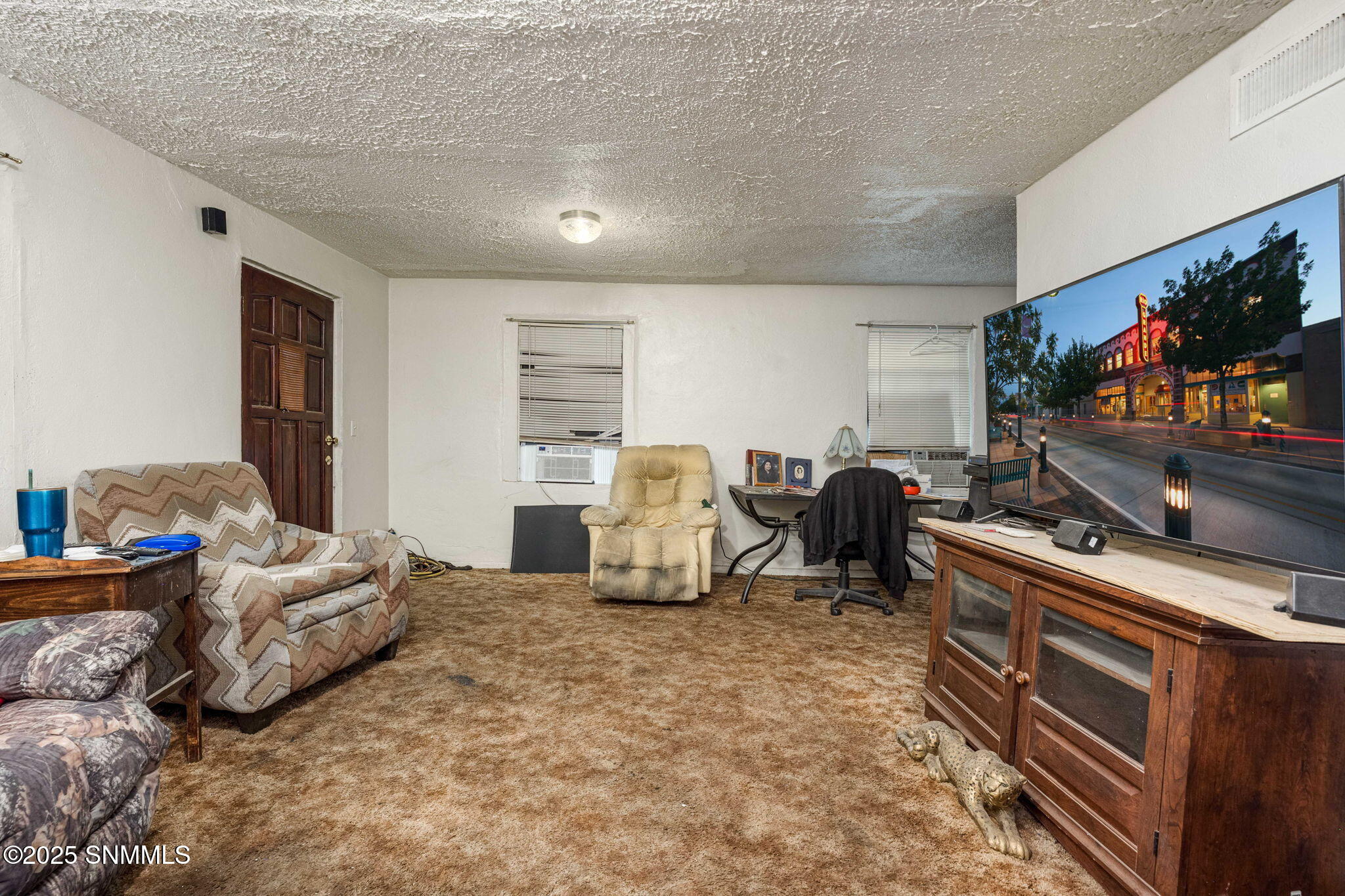316 E Lucero Avenue Property Photo 5