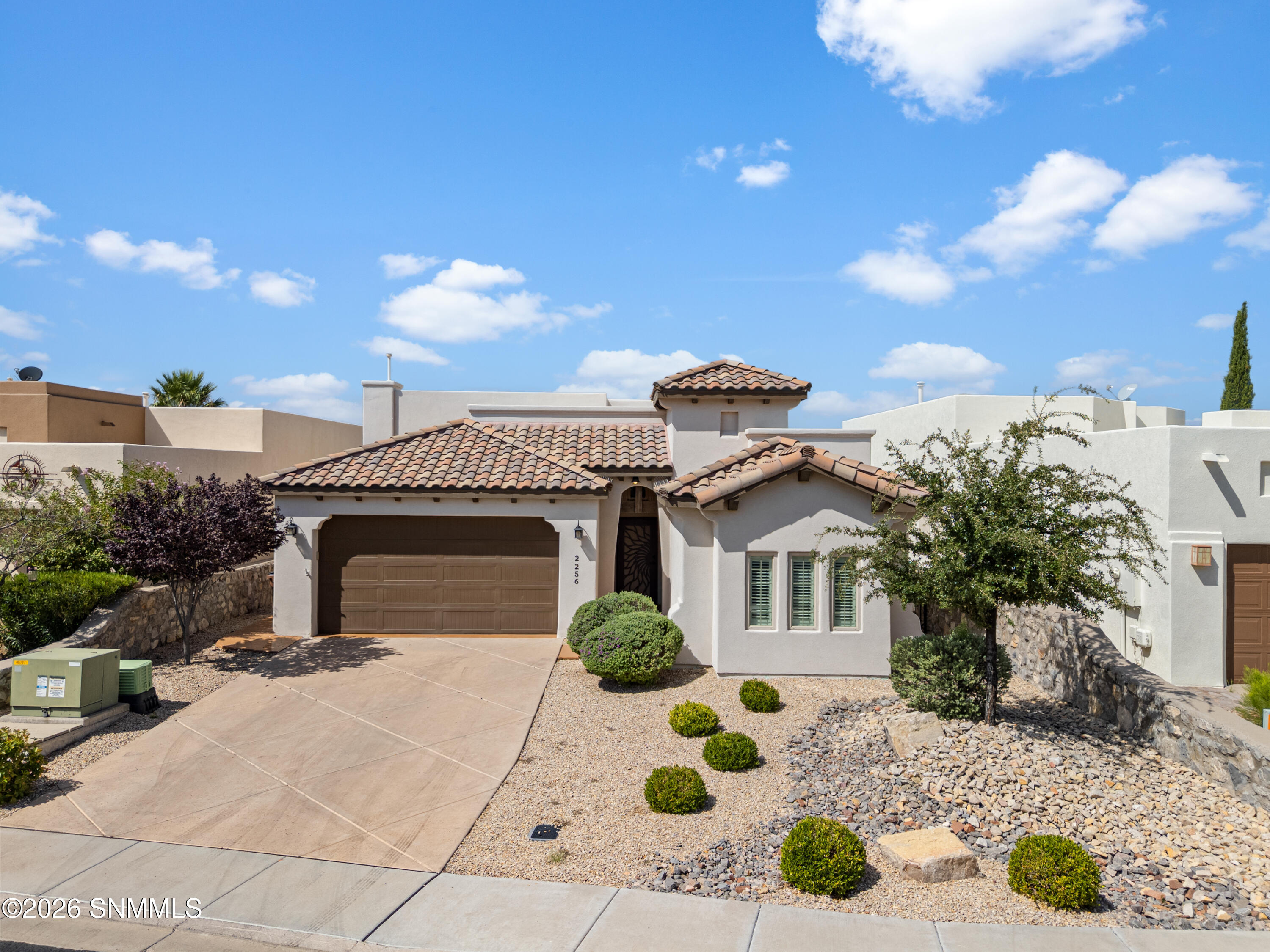 2256 Sedona Hills Parkway Property Photo 2