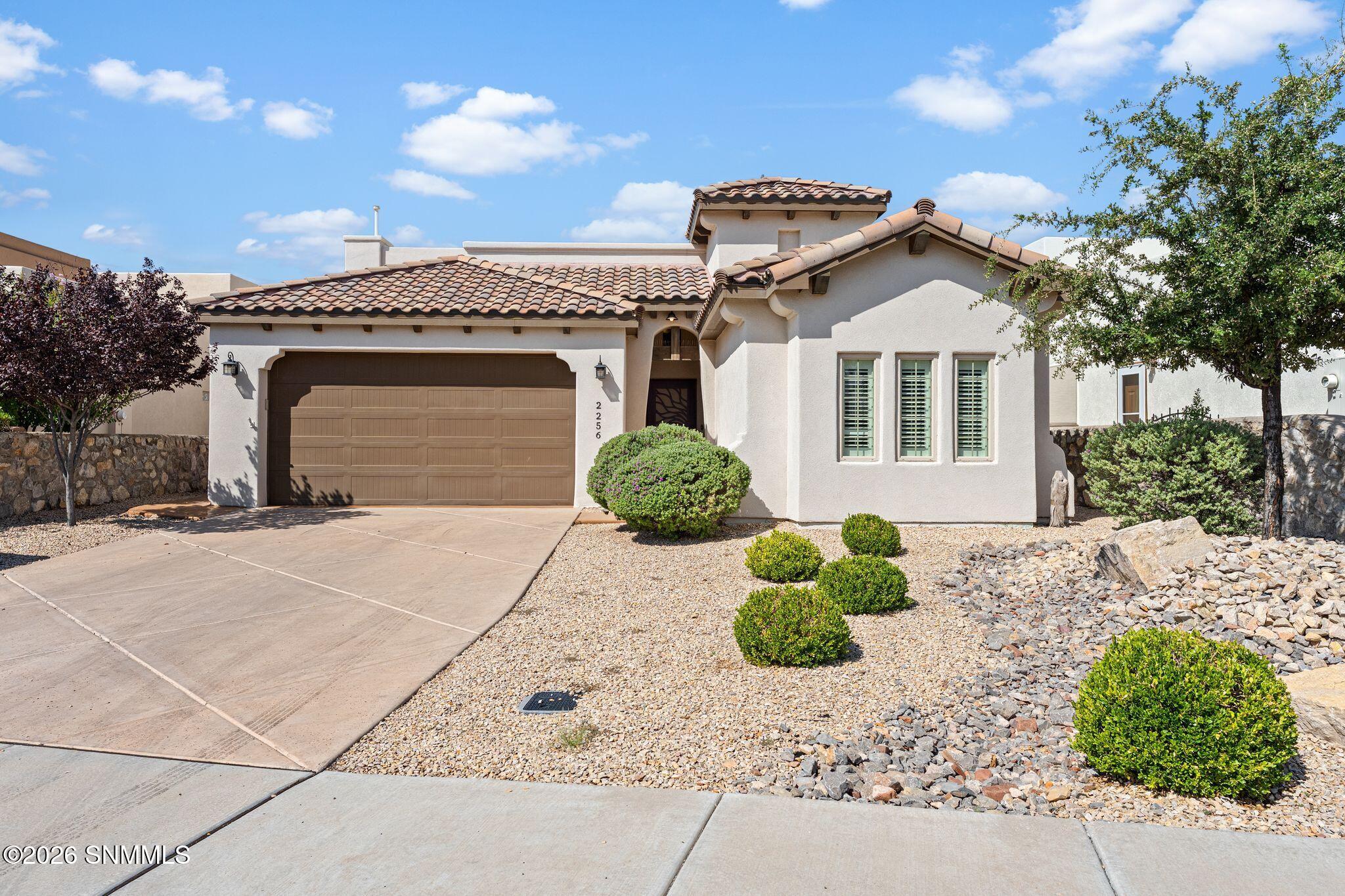 2256 Sedona Hills Parkway Property Photo 7