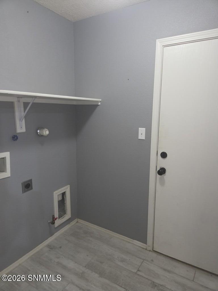 2114 Windsor Place Property Photo 23